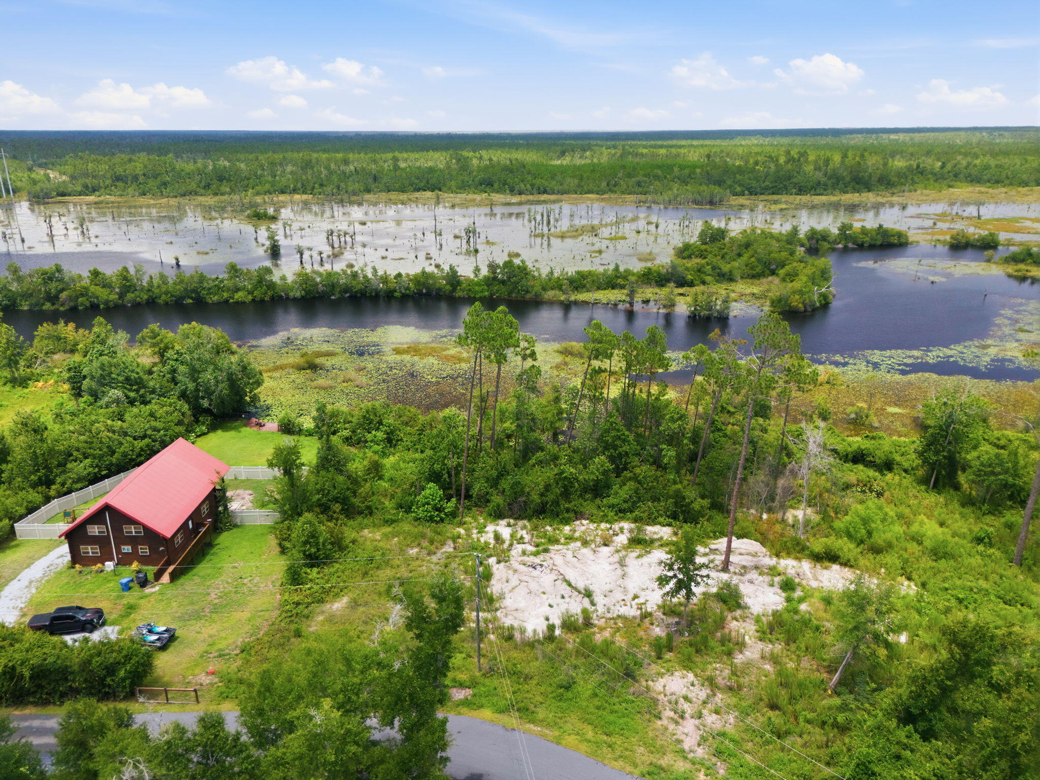SPRING HILL ESTATES - Land