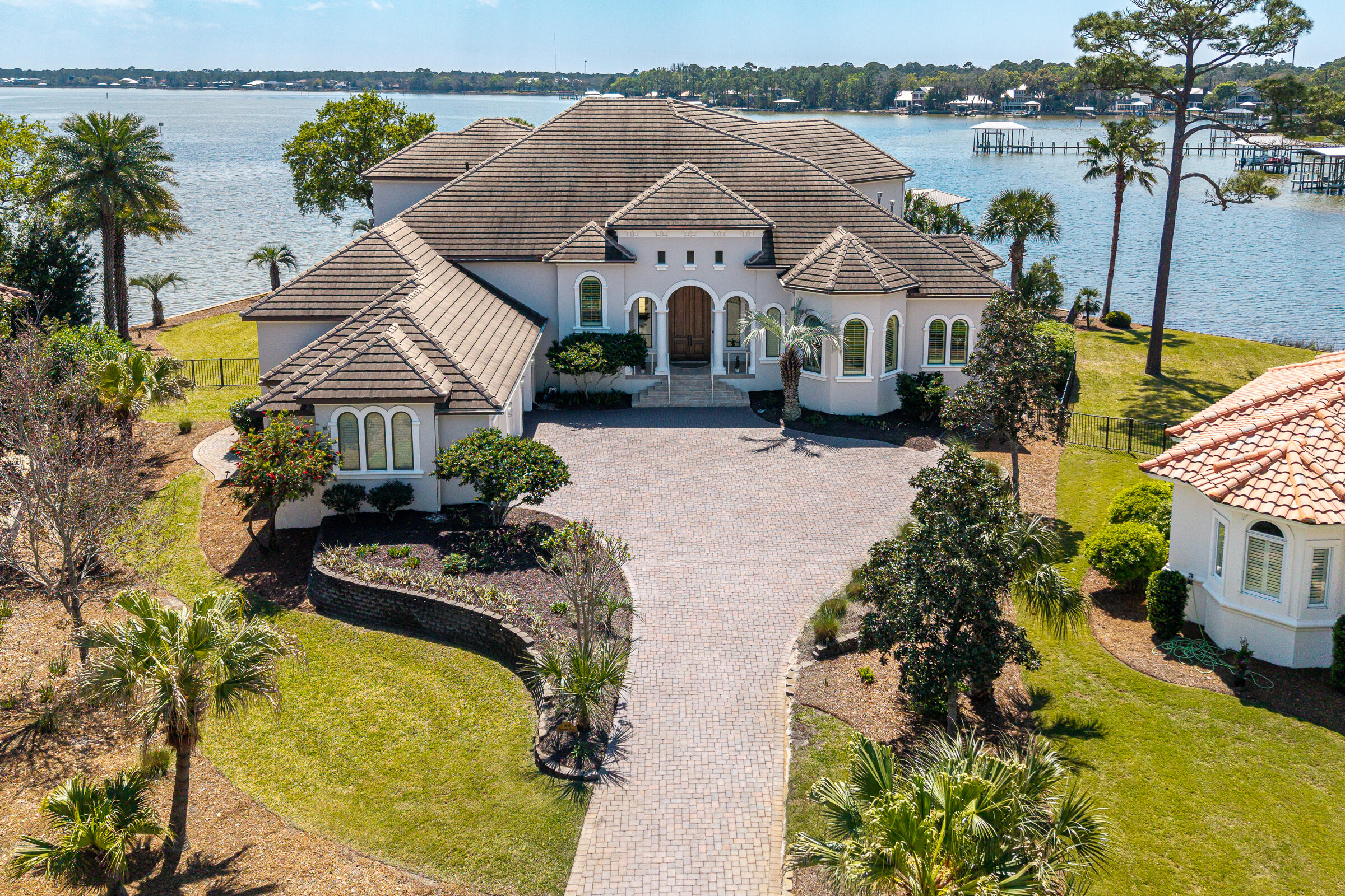DRIFTWOOD ESTATES - Residential