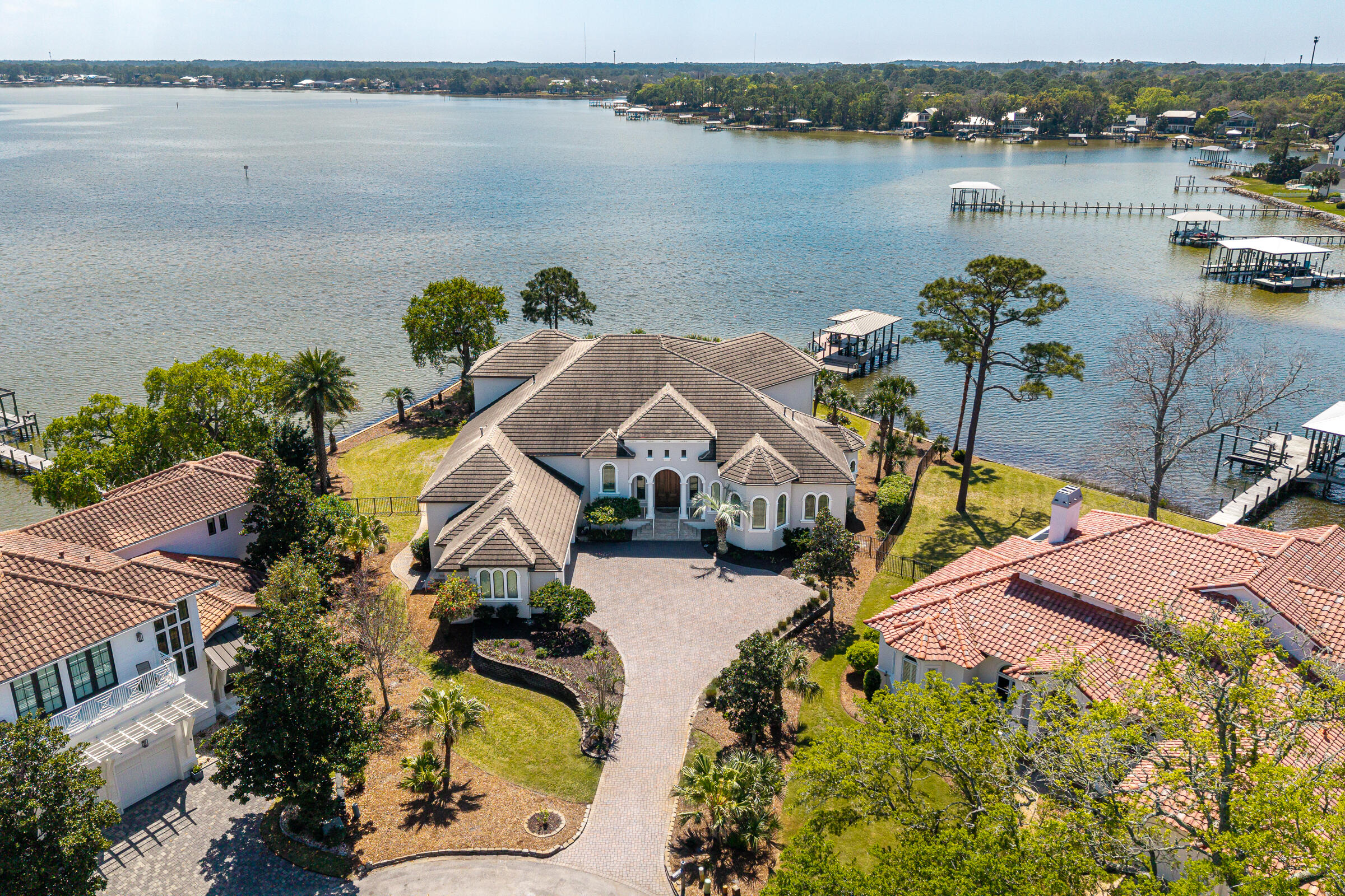 DRIFTWOOD ESTATES - Residential