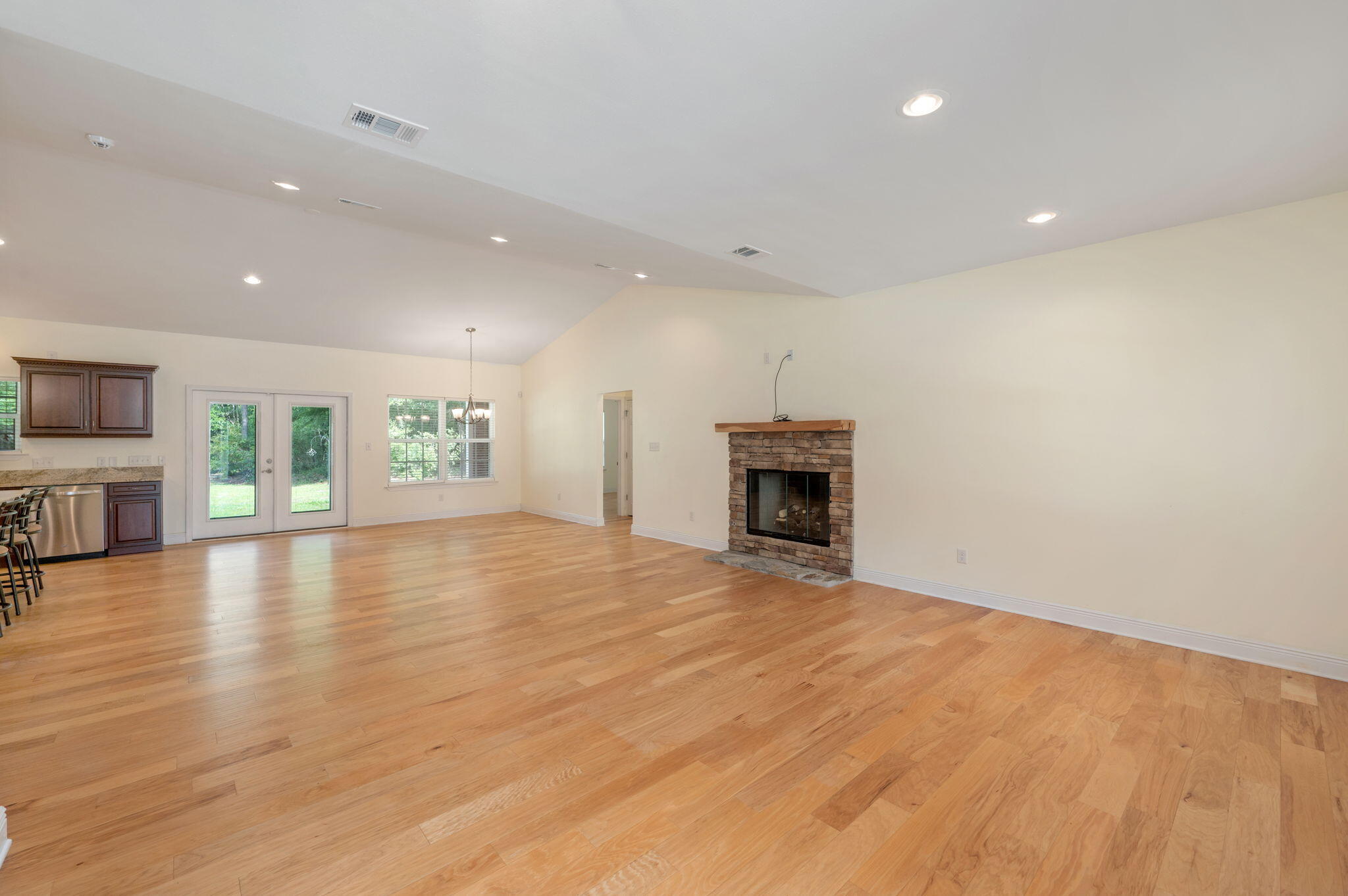 NO RECORDED SUBDIVISION - Residential