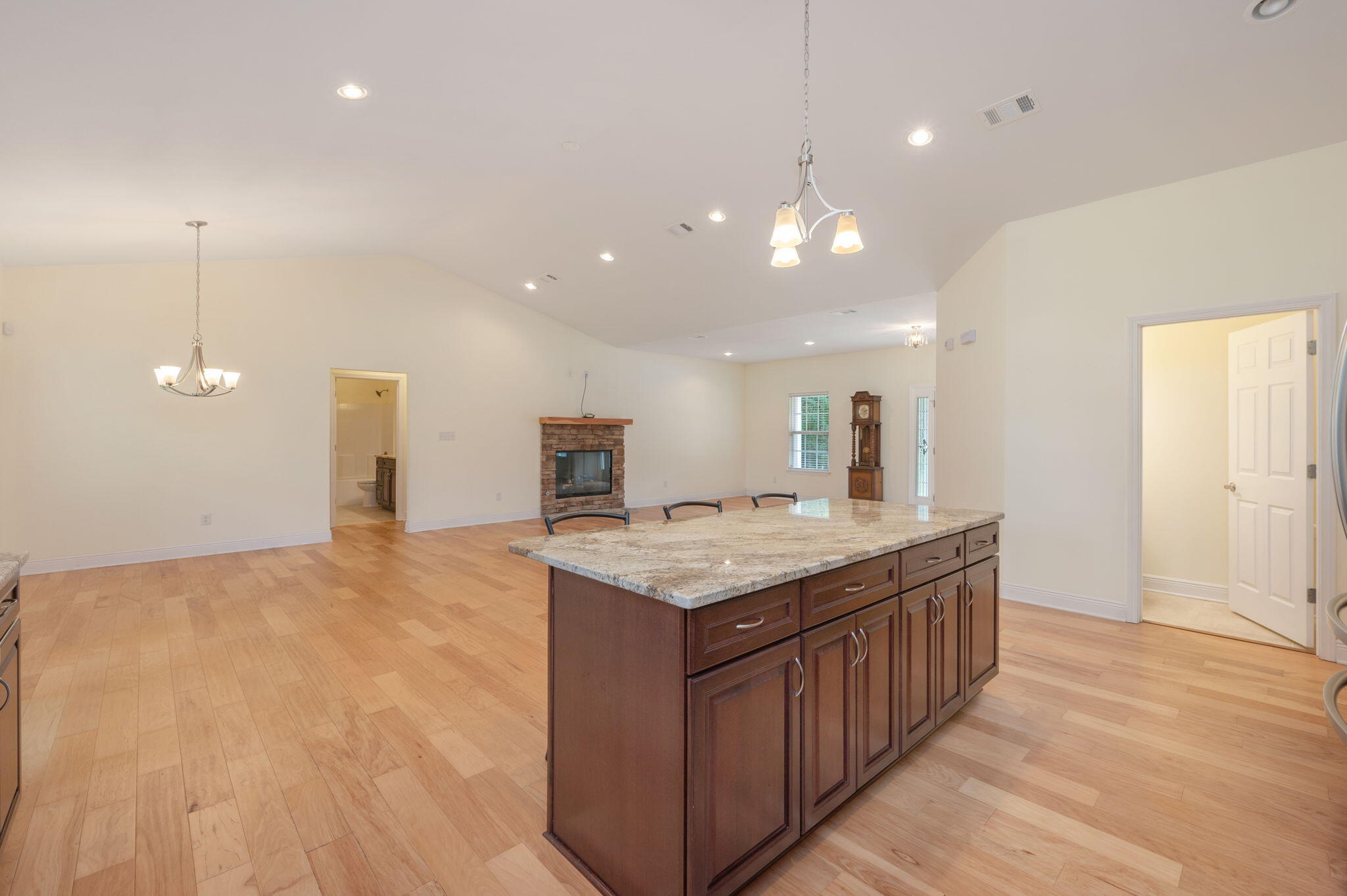 NO RECORDED SUBDIVISION - Residential