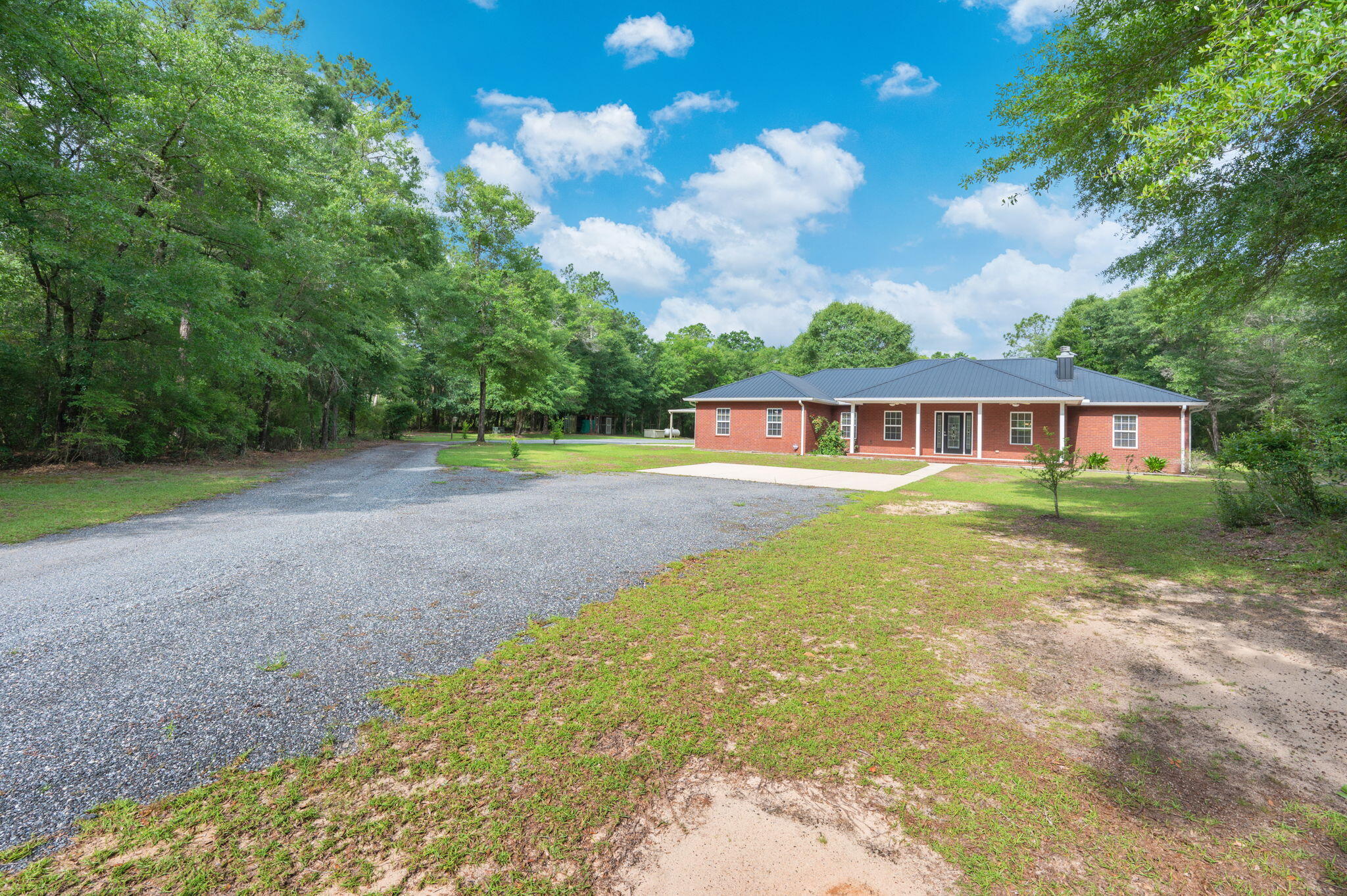 NO RECORDED SUBDIVISION - Residential