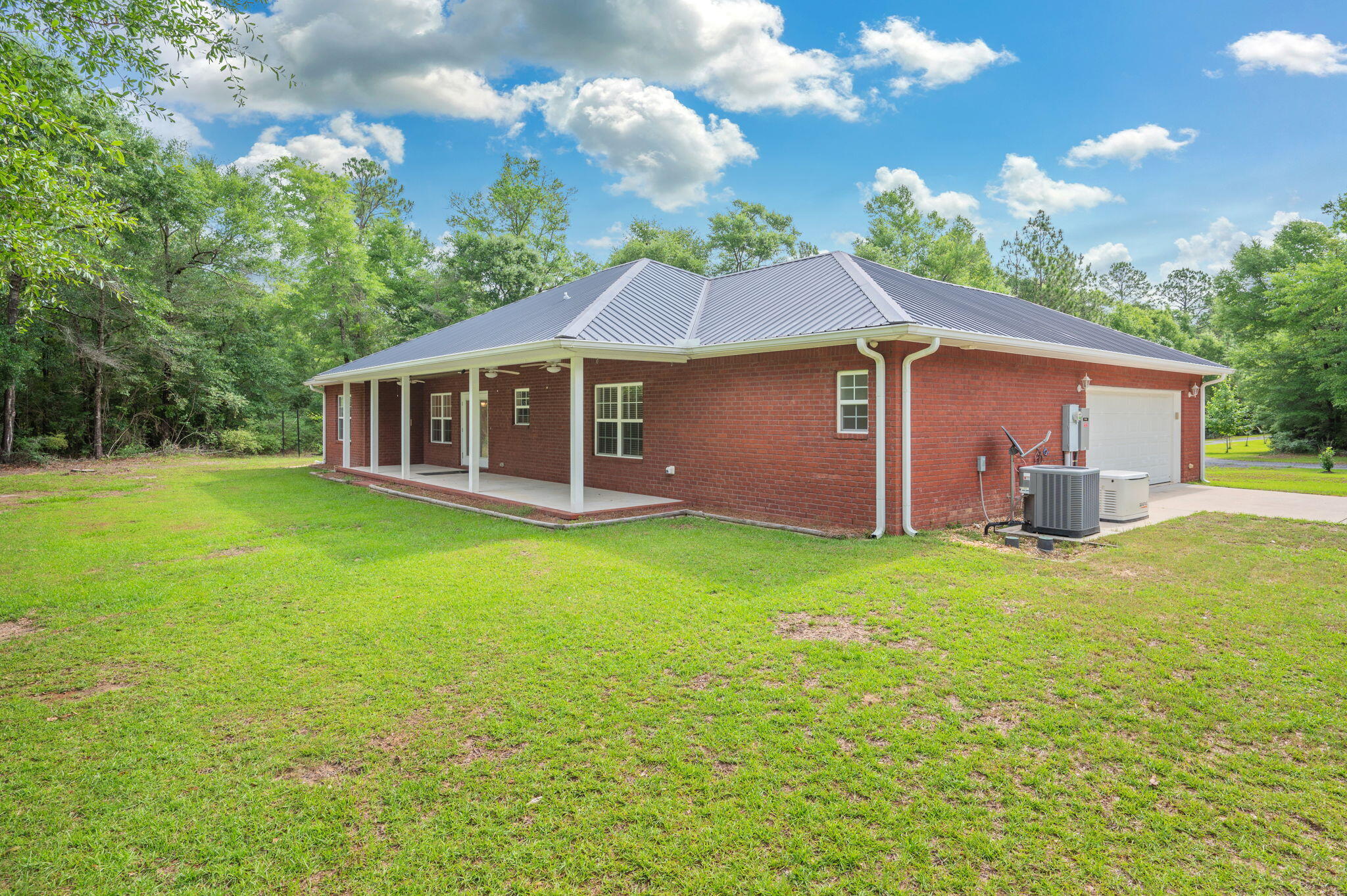 NO RECORDED SUBDIVISION - Residential
