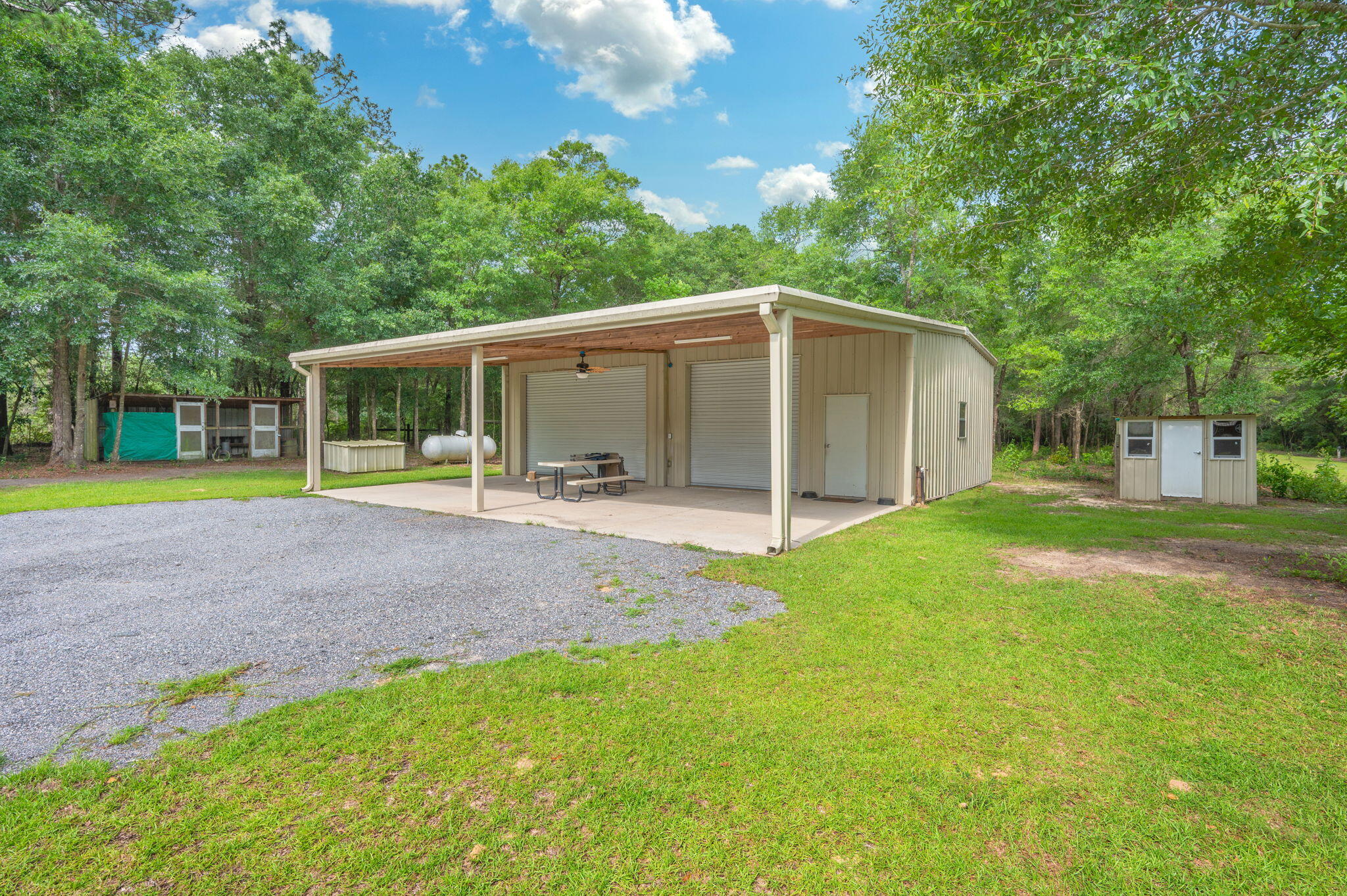 NO RECORDED SUBDIVISION - Residential
