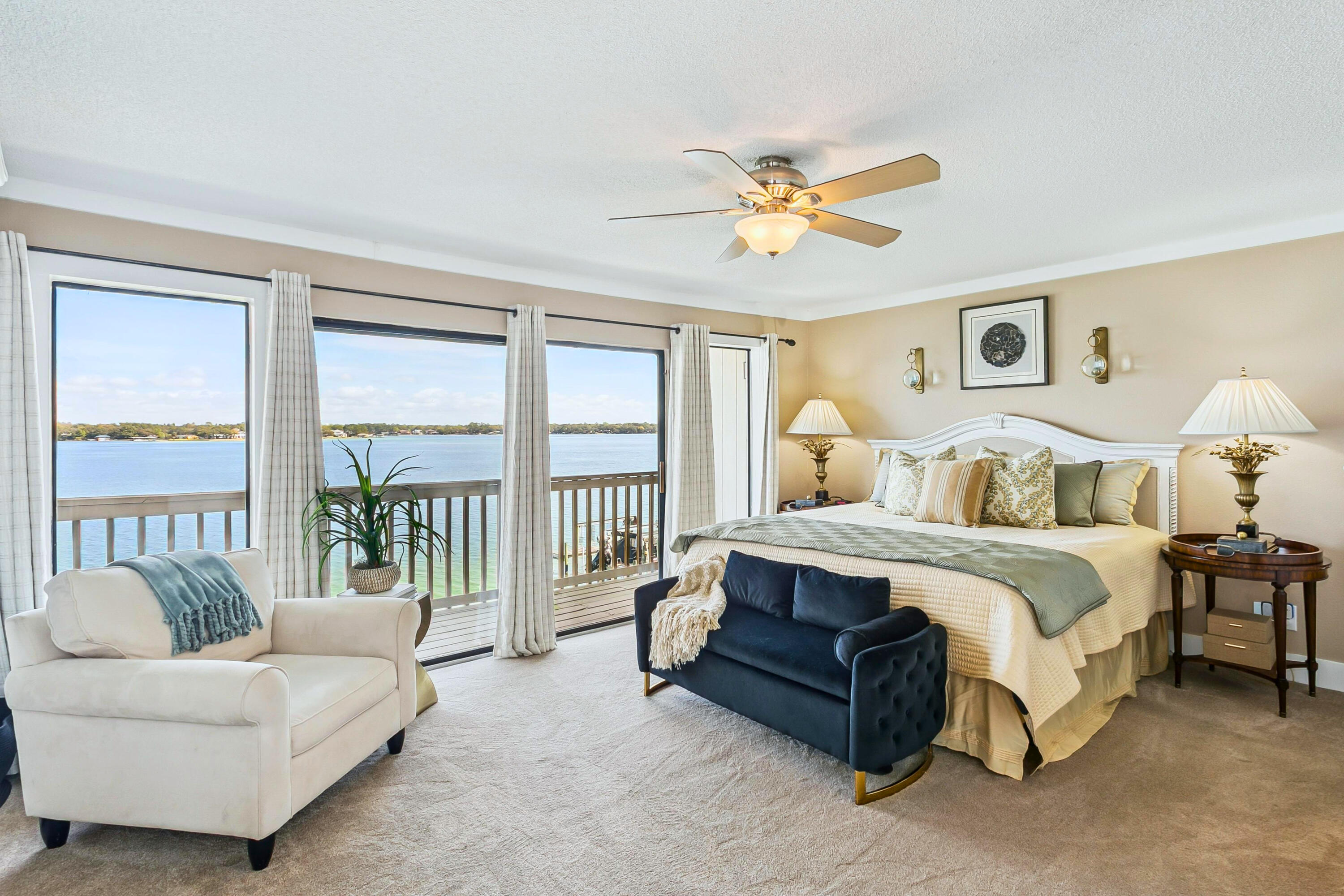 BAYOU PINES T/H - Residential