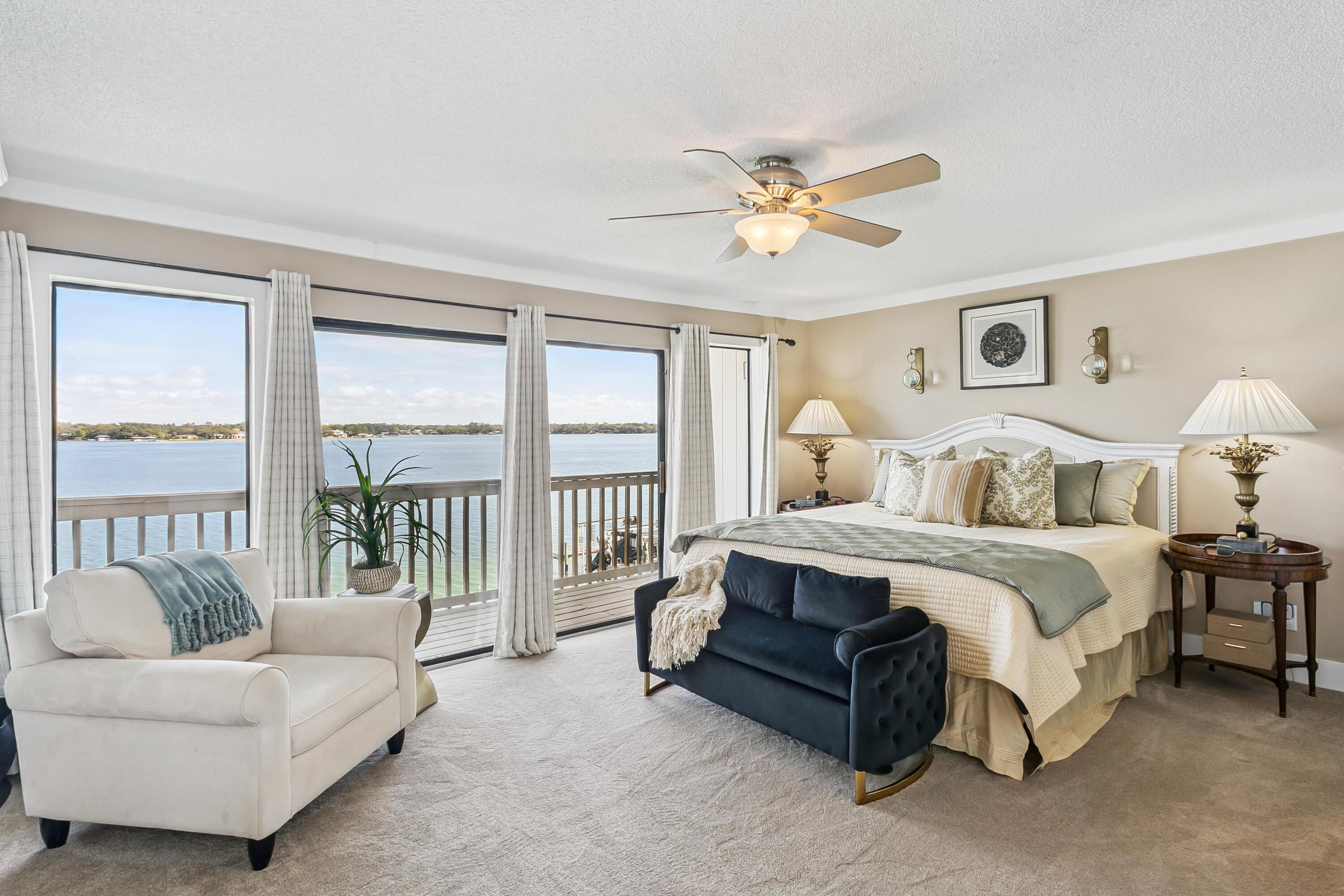 BAYOU PINES T/H - Residential