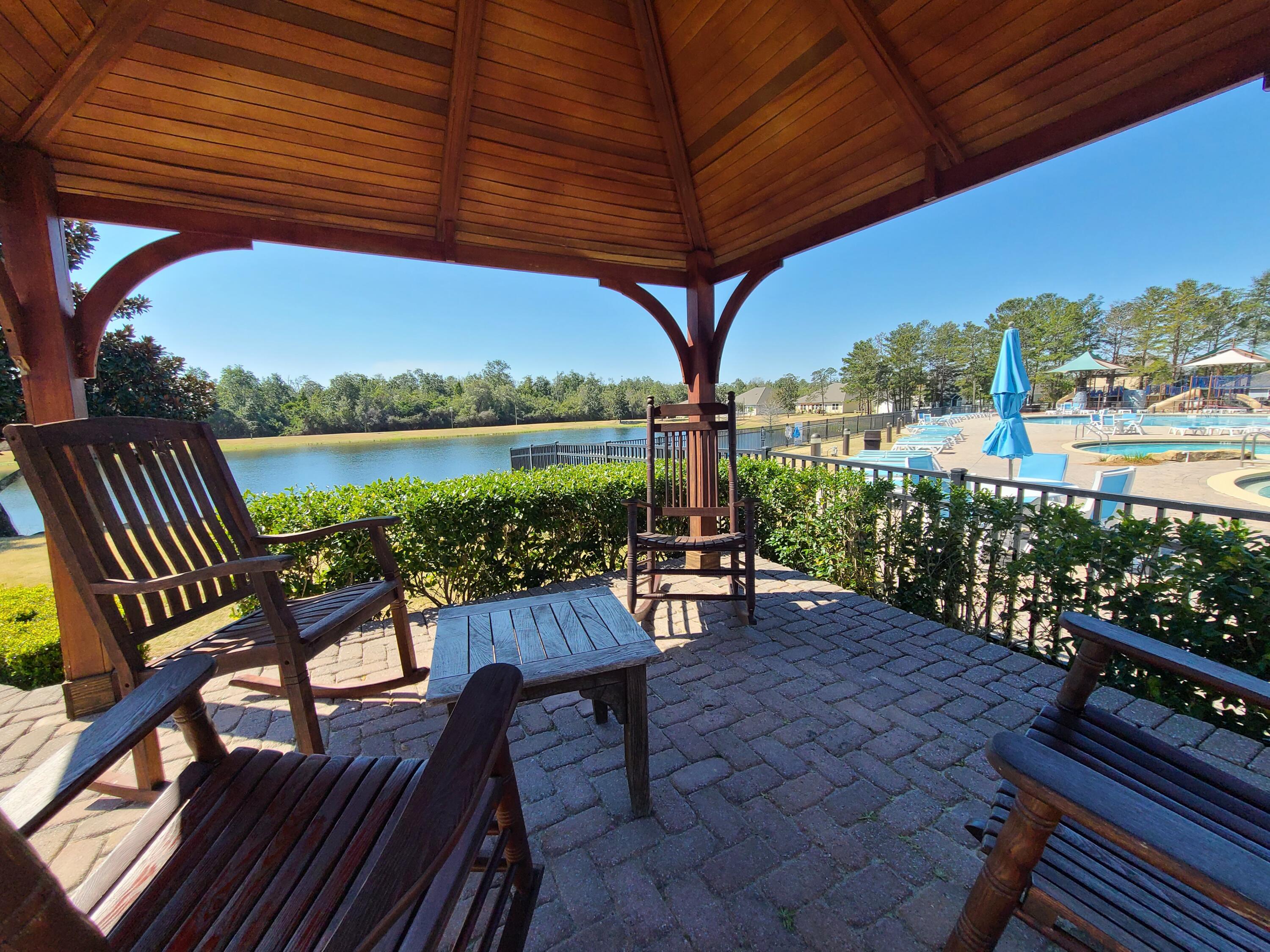 HAMMOCK BAY - Residential