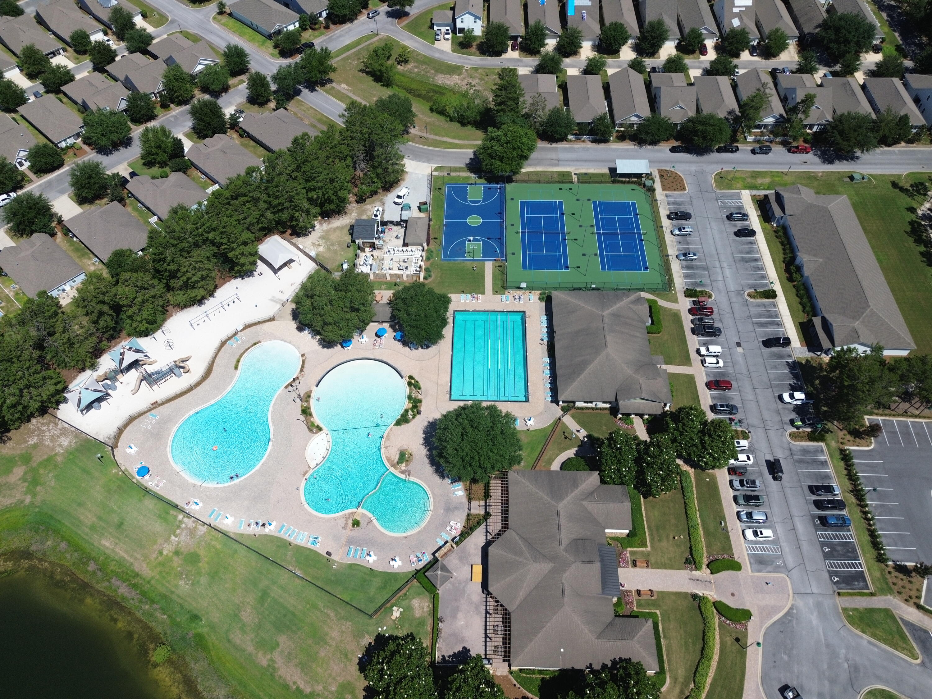 HAMMOCK BAY - Residential