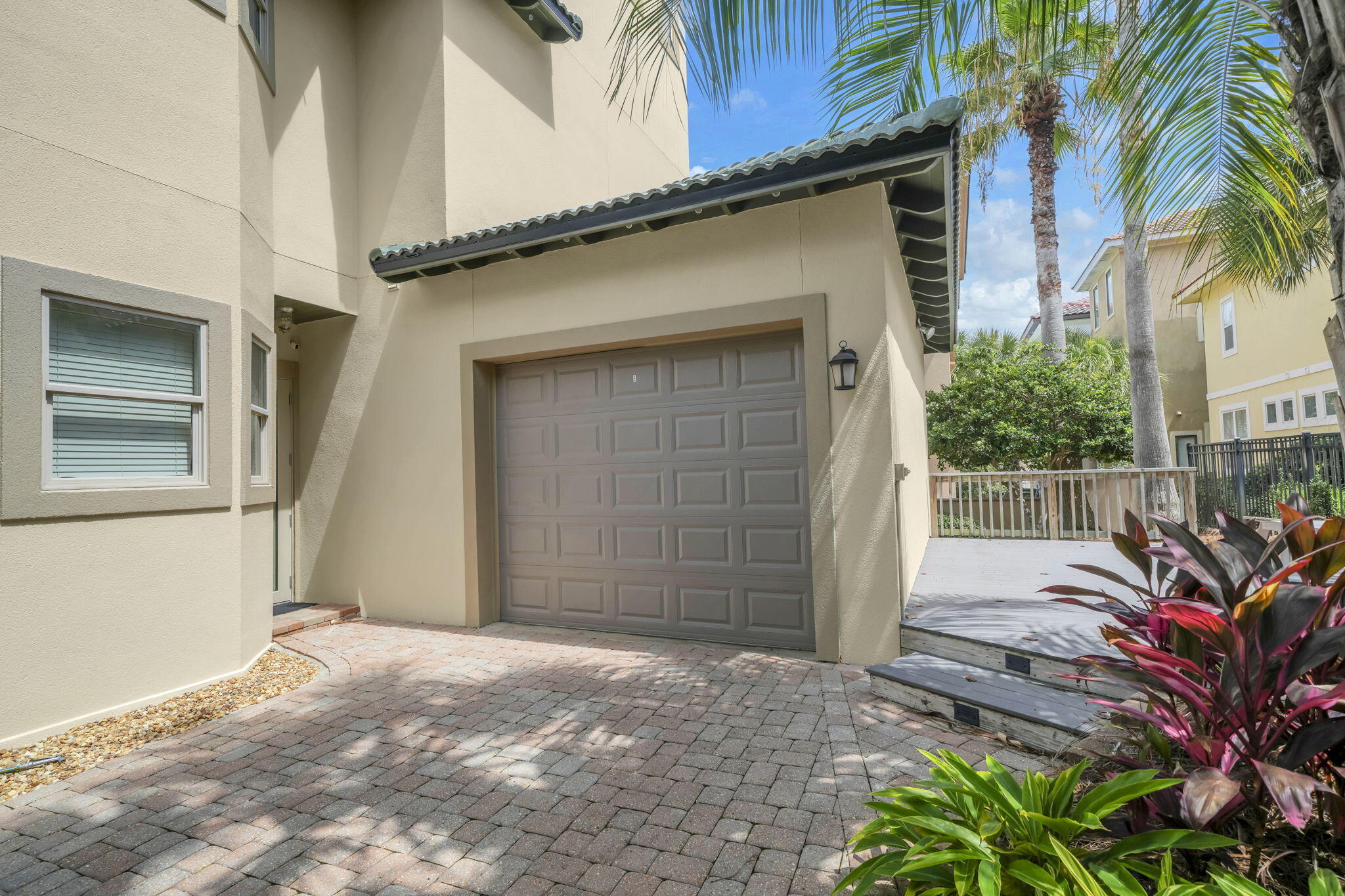 DESTINY BY THE SEA - Residential