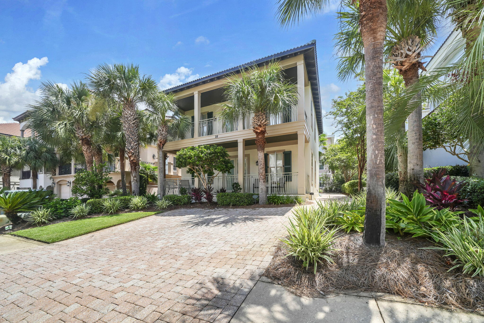 DESTINY BY THE SEA - Residential