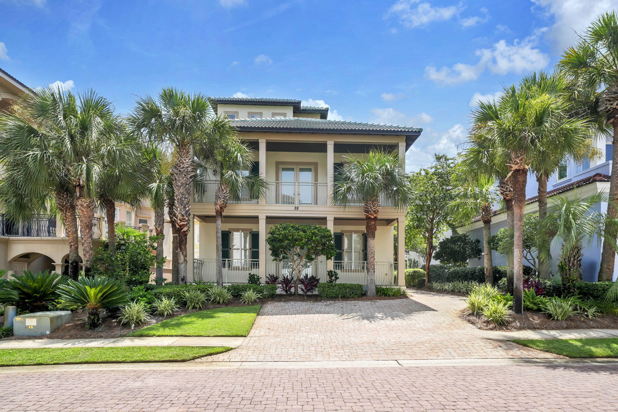 DESTINY BY THE SEA - Residential