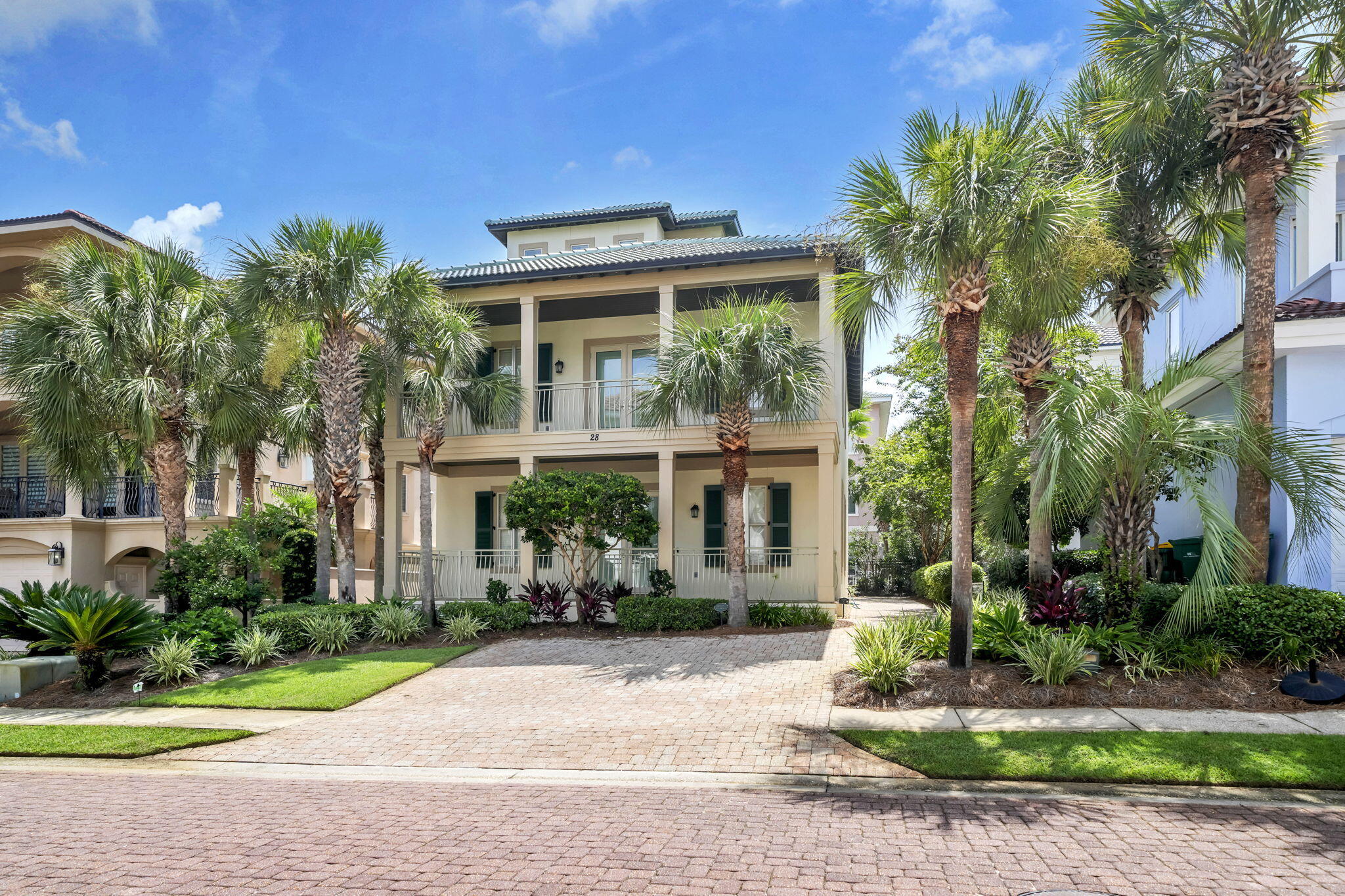 DESTINY BY THE SEA - Residential