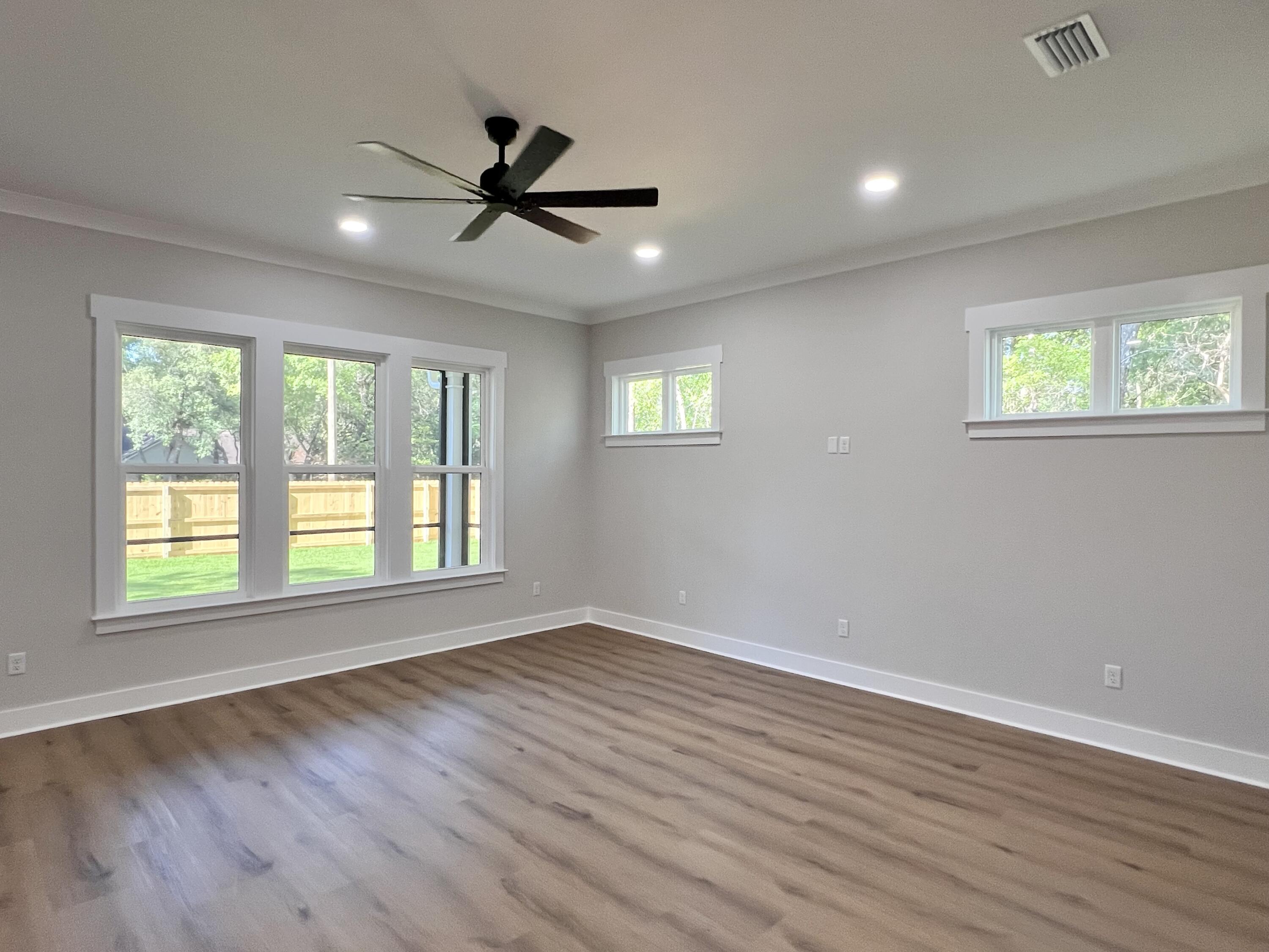 Deer Moss Creek - Residential