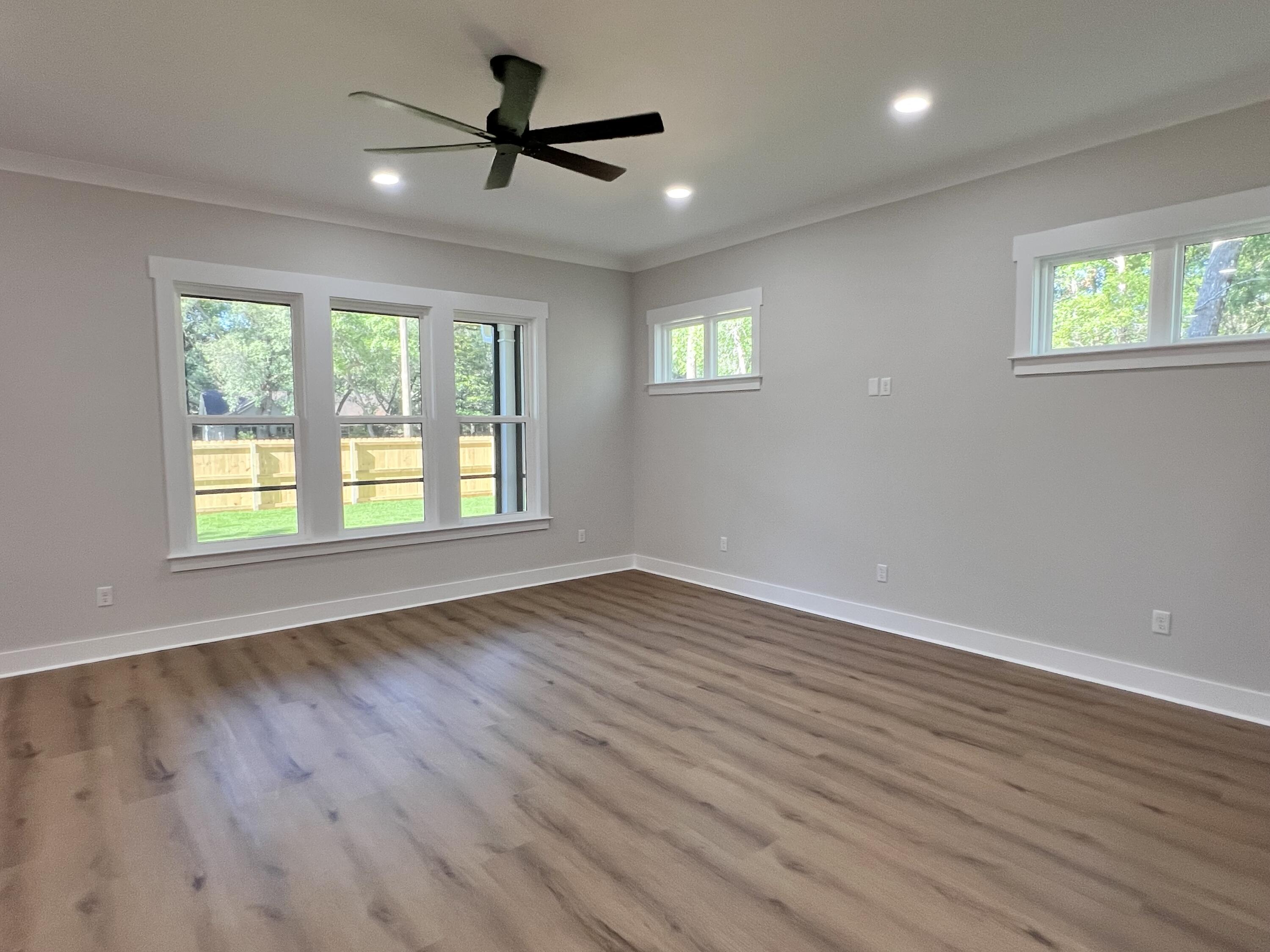 Deer Moss Creek - Residential