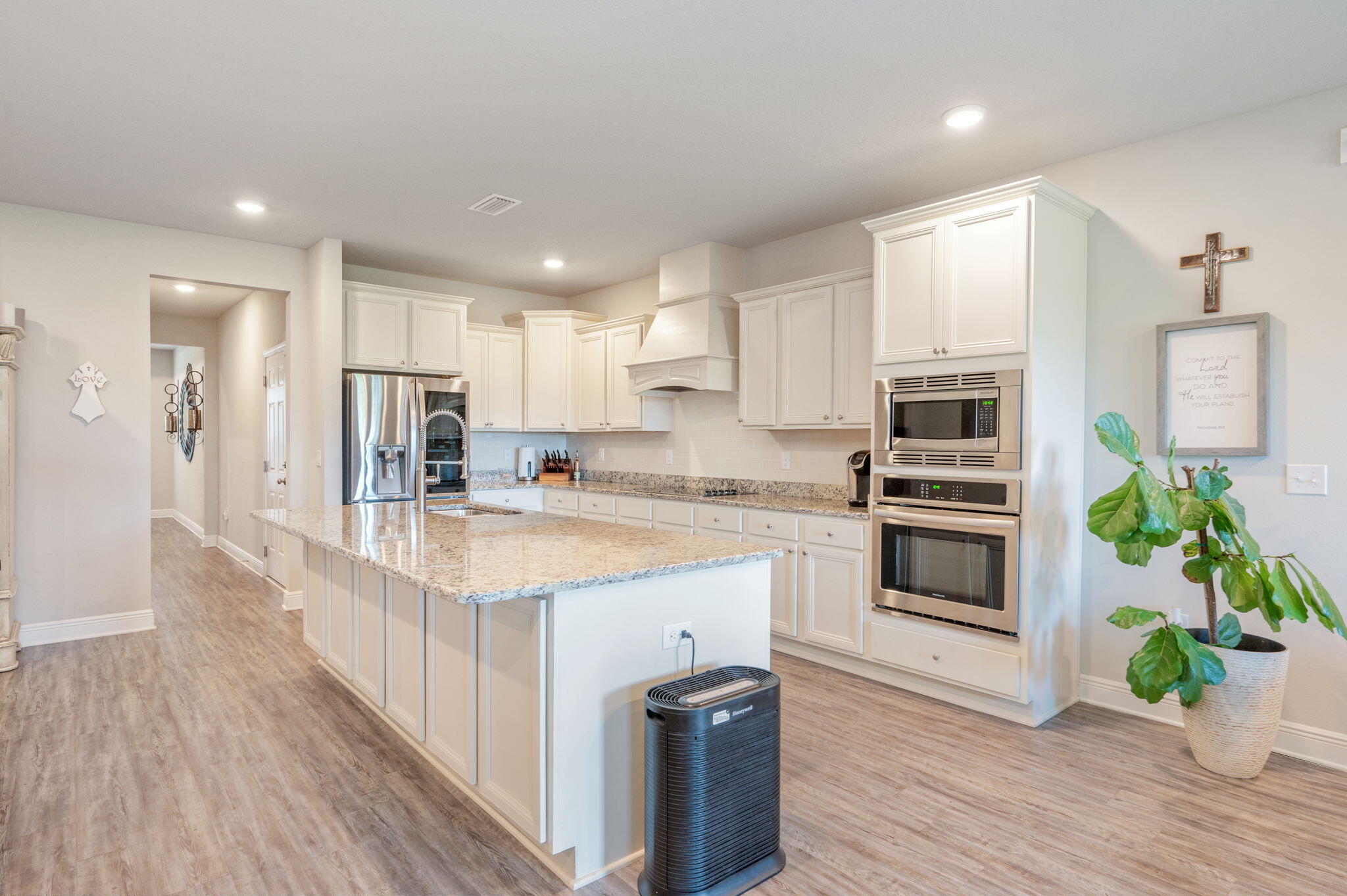 TREASURE ISLE ESTATES - Residential