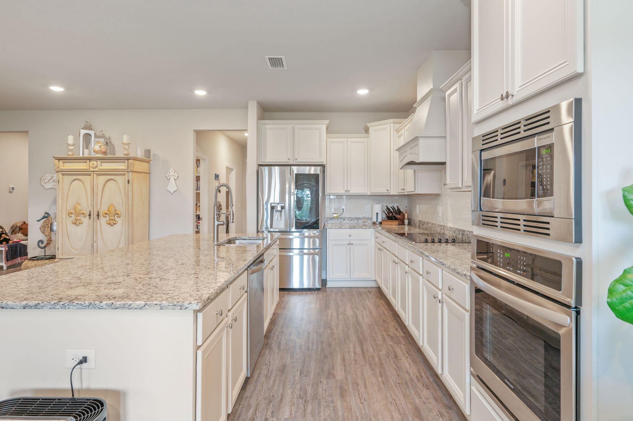 TREASURE ISLE ESTATES - Residential