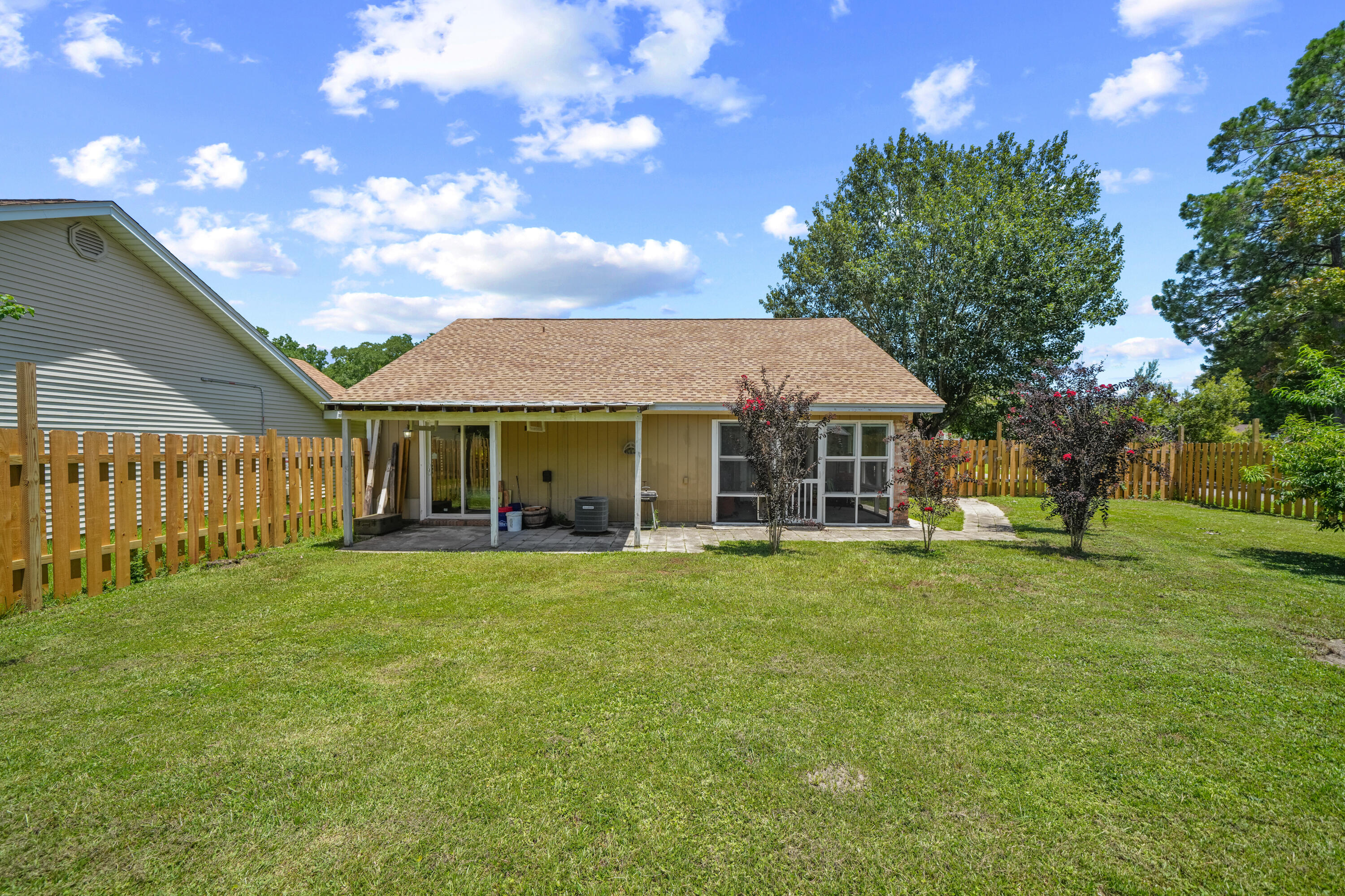 HIDDEN TRAILS PH 1 - Residential