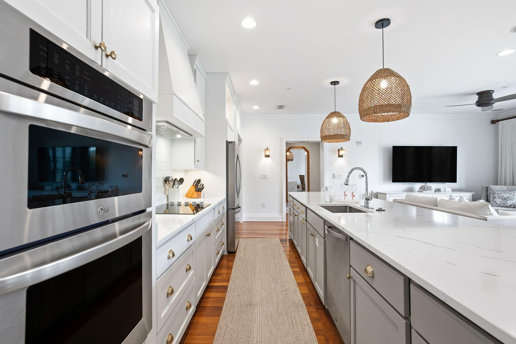Waterhouse Condominiums - Residential