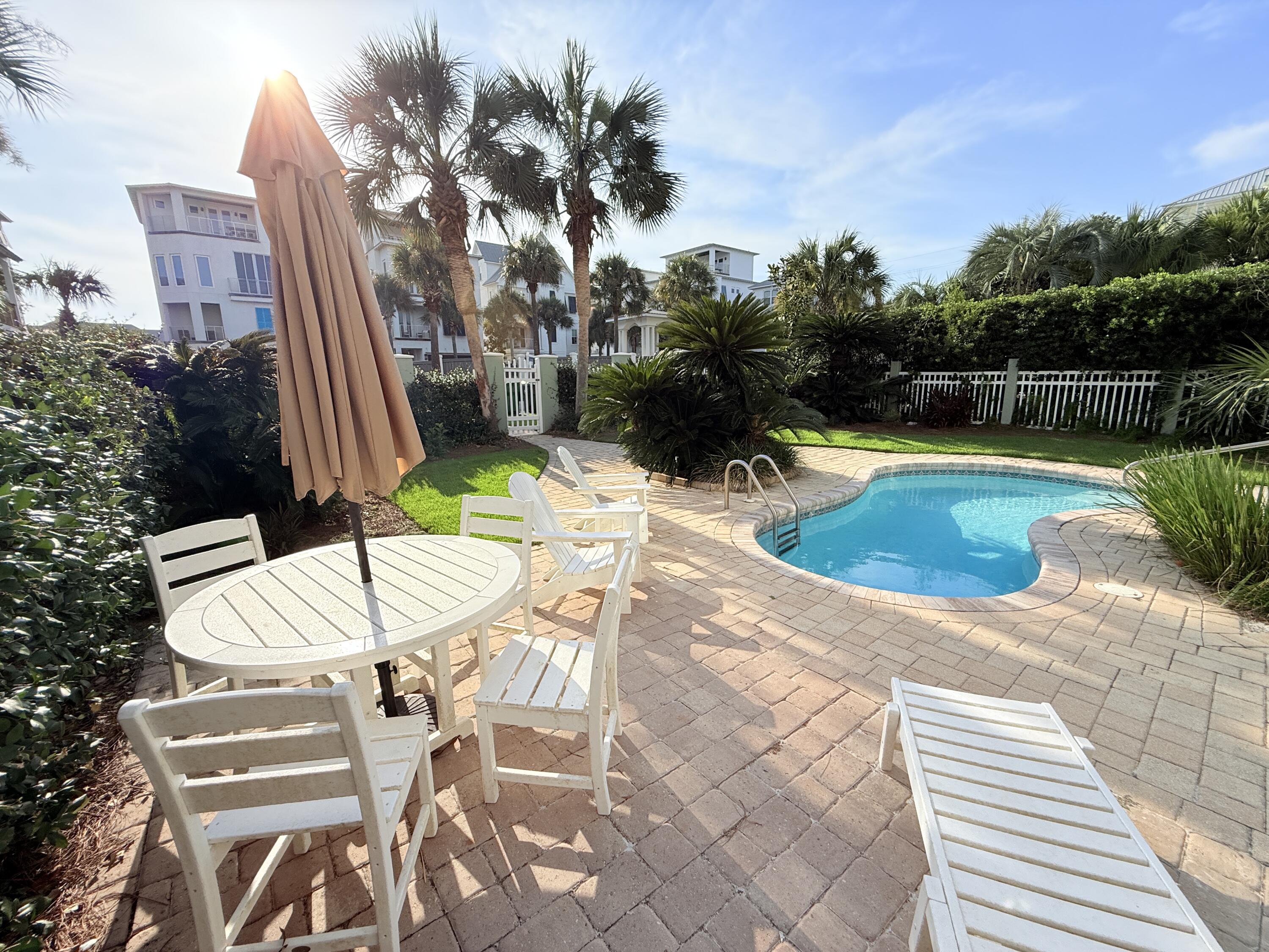 Gulf Views - Residential