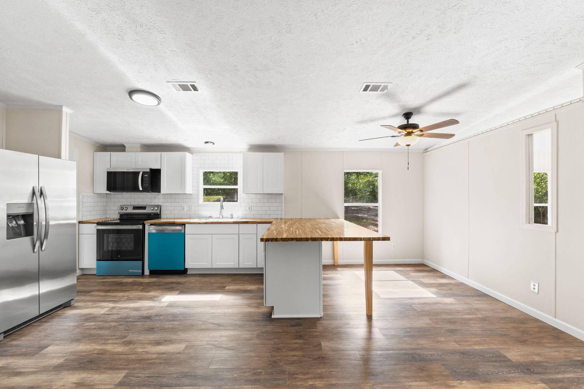 JUNIPER LAKE ESTATES - Residential