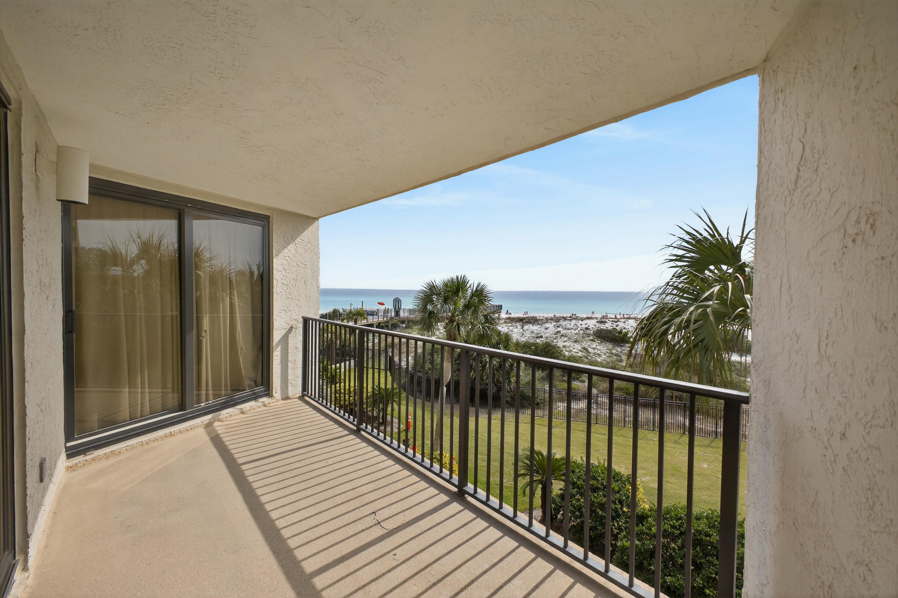 BEACHSIDE 1 CONDO - Residential