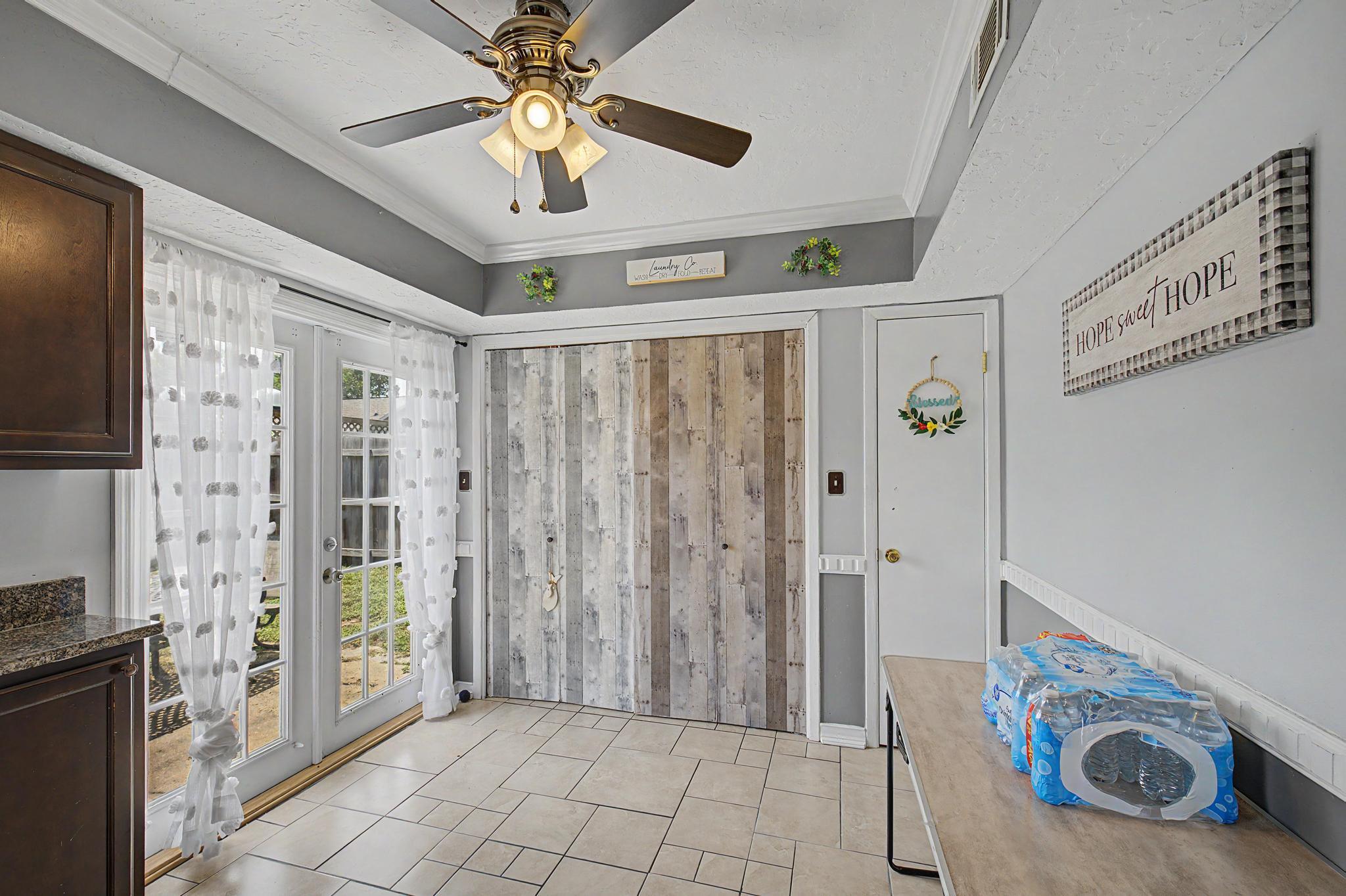 WOODLAND PARK ESTATES - Residential