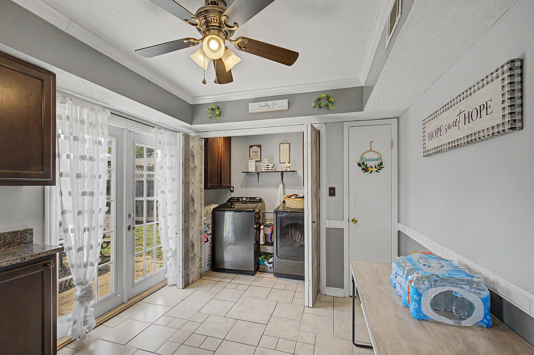 WOODLAND PARK ESTATES - Residential