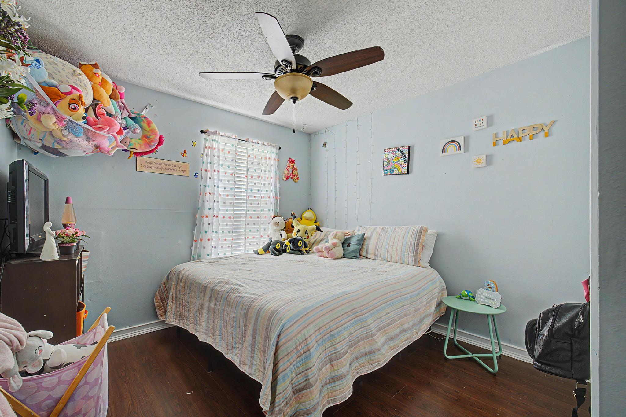 WOODLAND PARK ESTATES - Residential