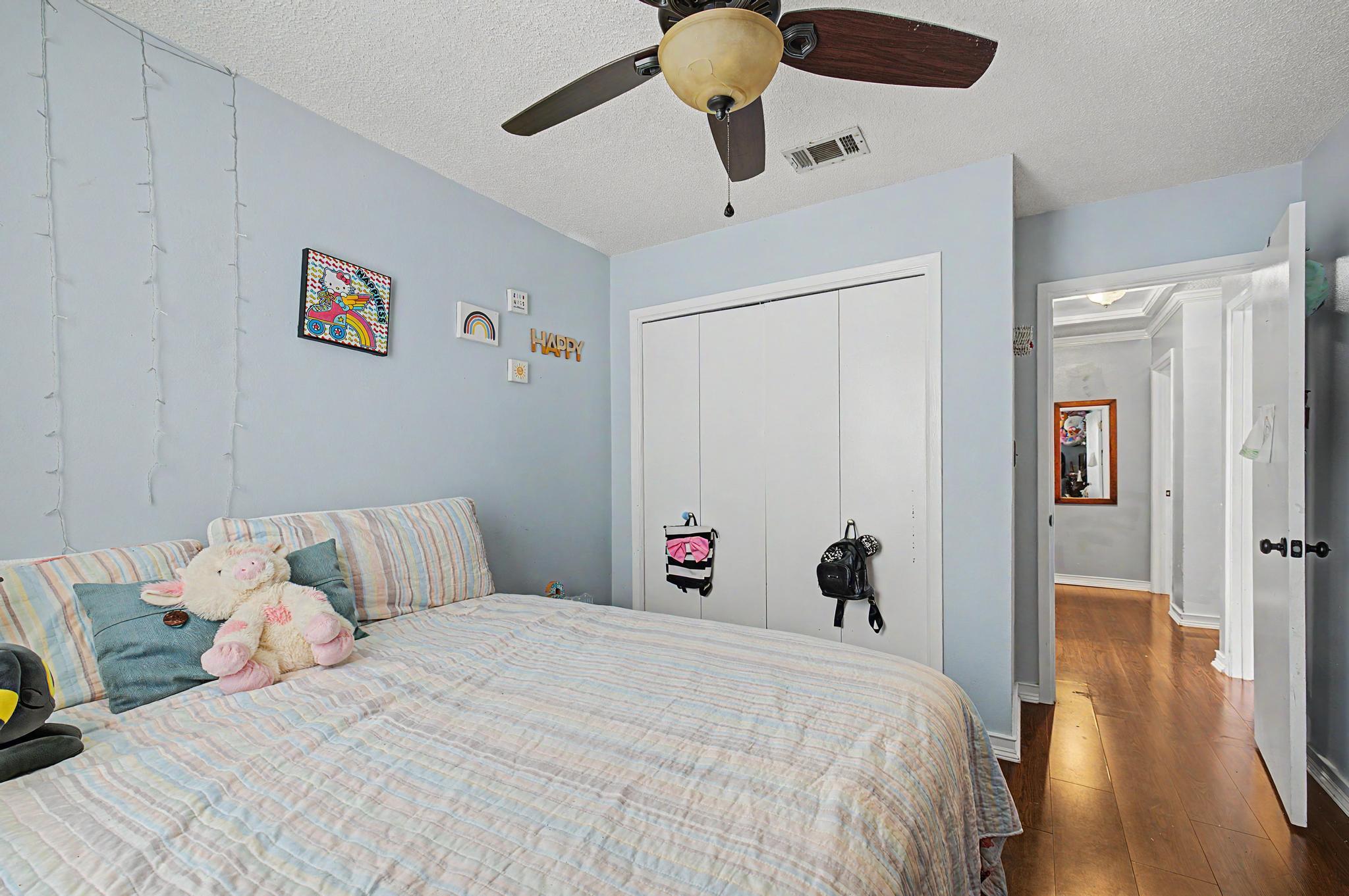 WOODLAND PARK ESTATES - Residential