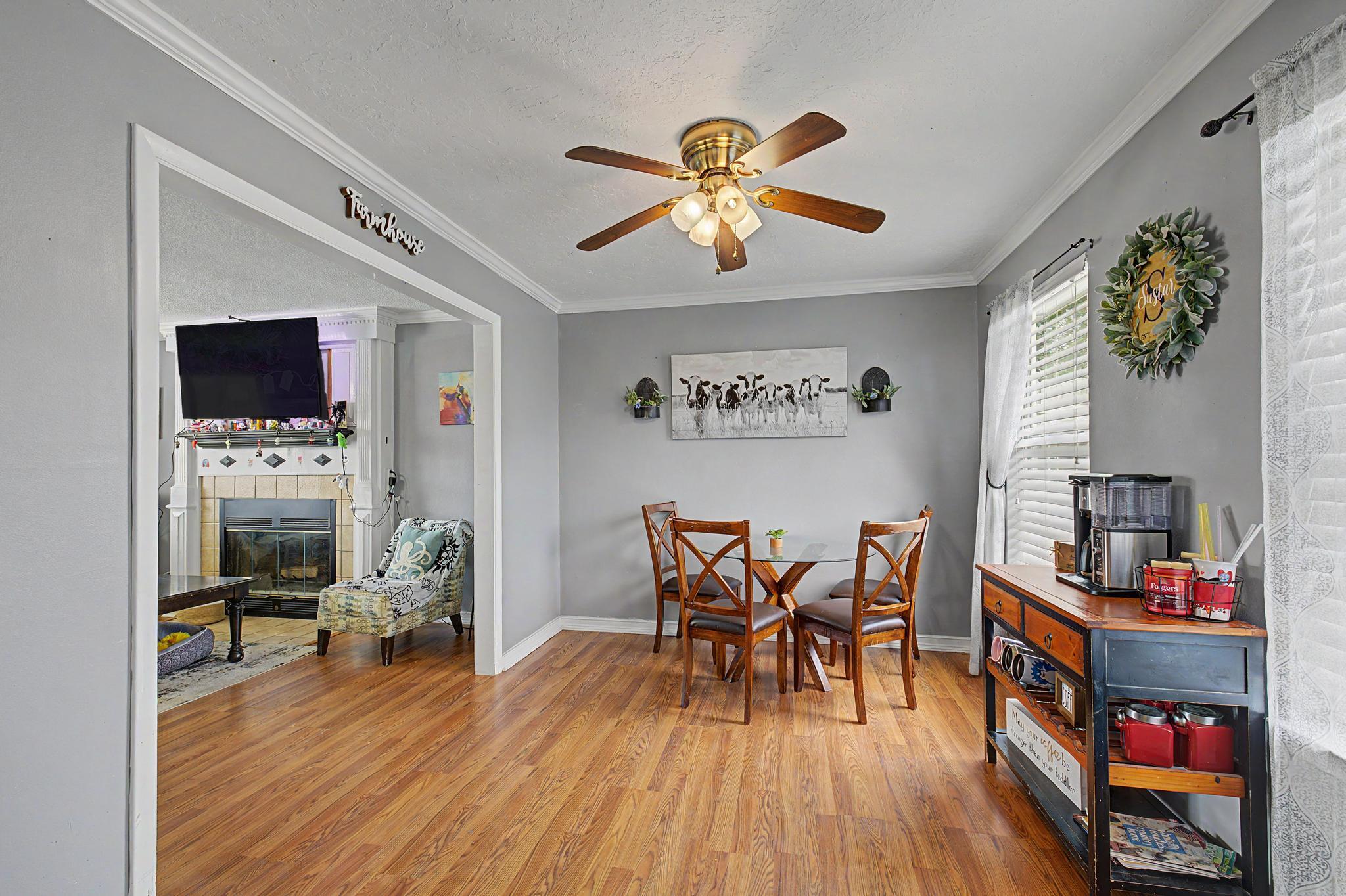WOODLAND PARK ESTATES - Residential