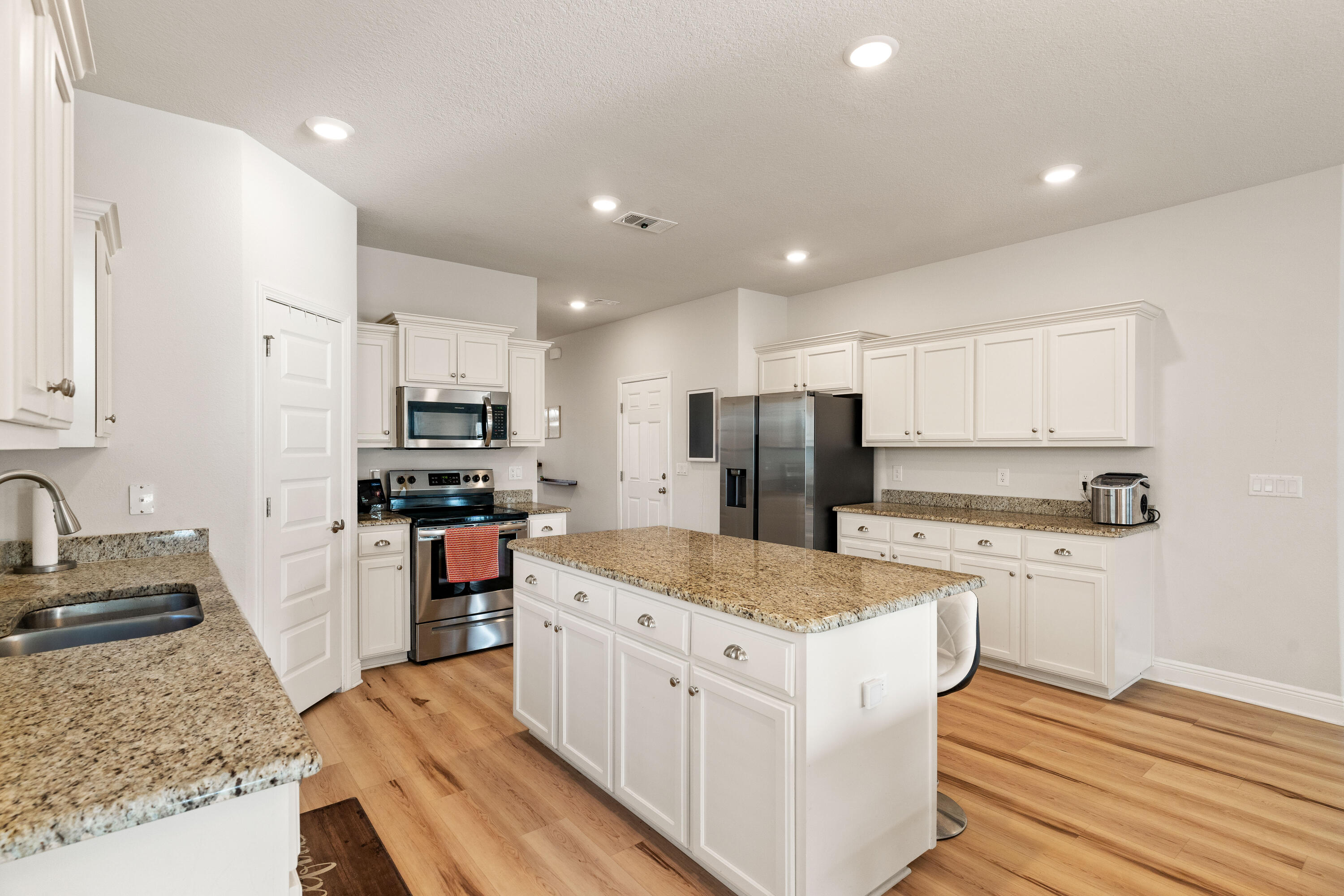 RIDGEWAY LANDING PHASE 1 - Residential