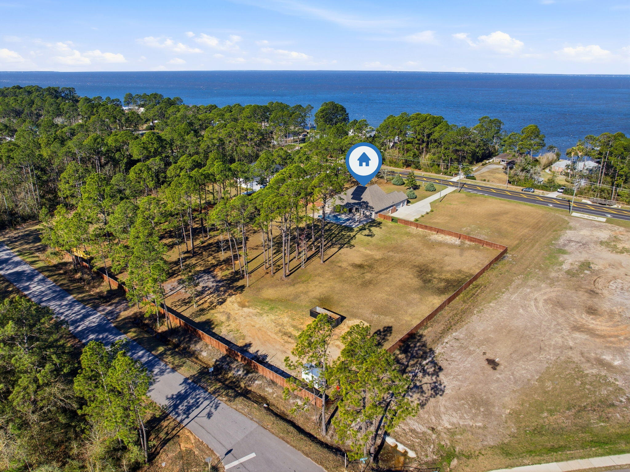 HOLLEY BY THE SEA - Residential