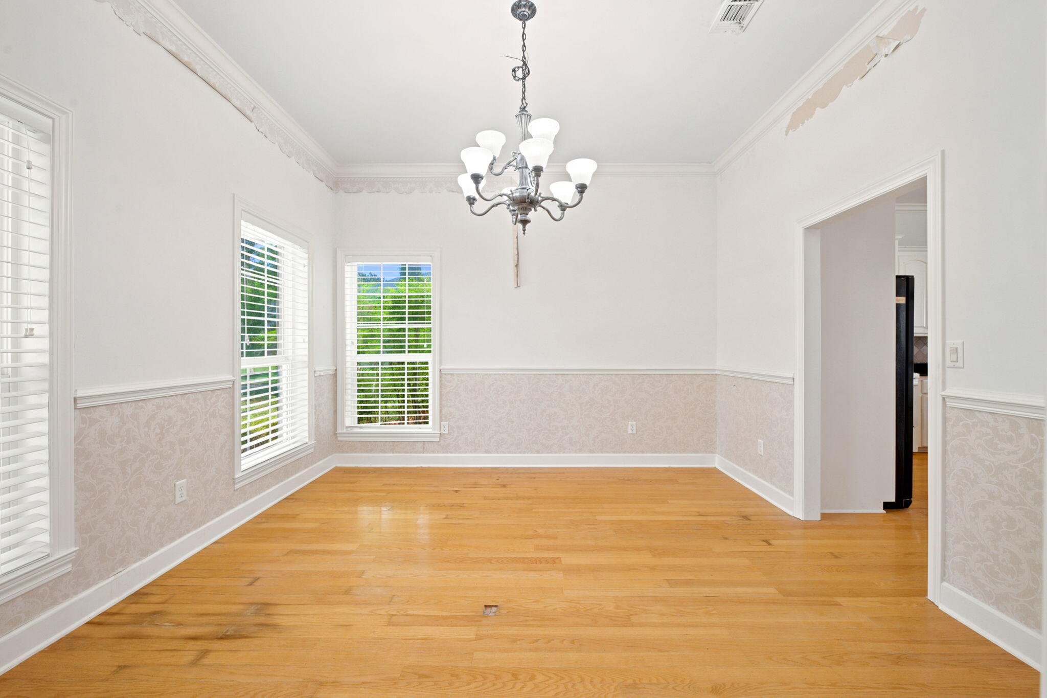 HICKORY SHORES - Residential
