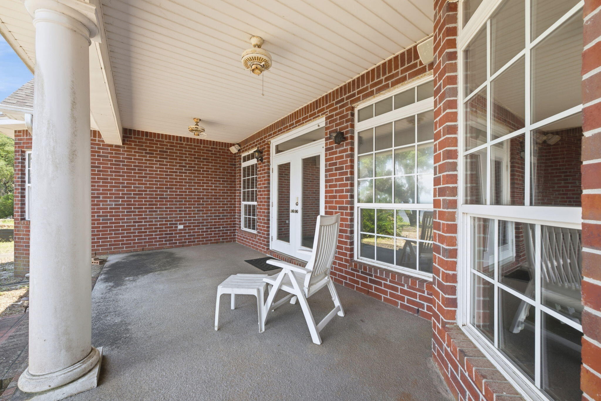 HICKORY SHORES - Residential