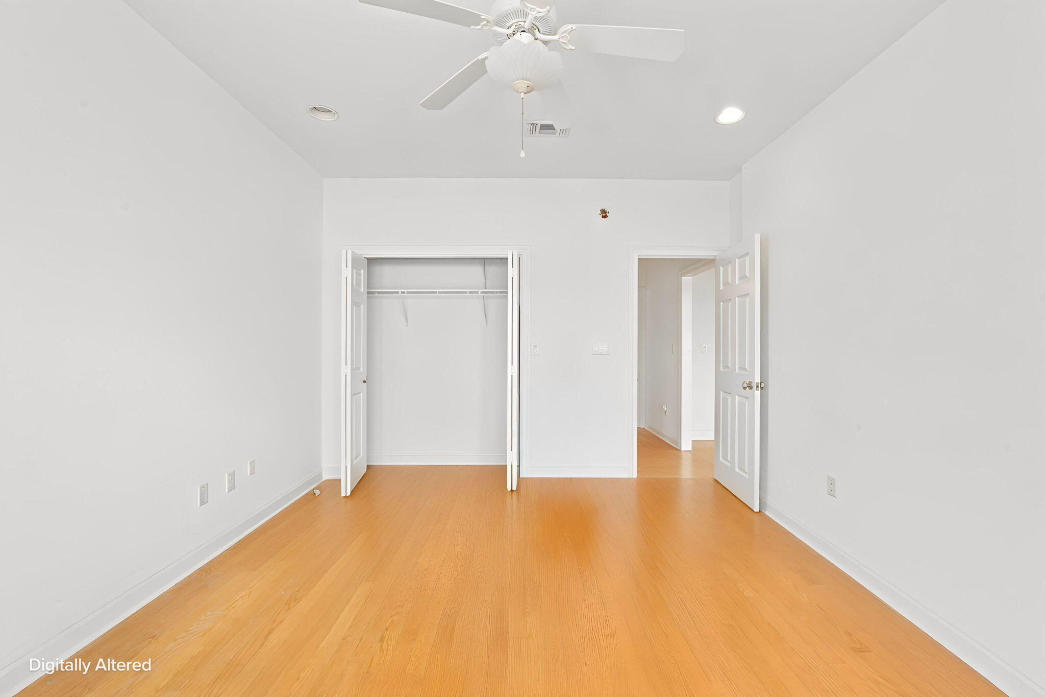 HICKORY SHORES - Residential