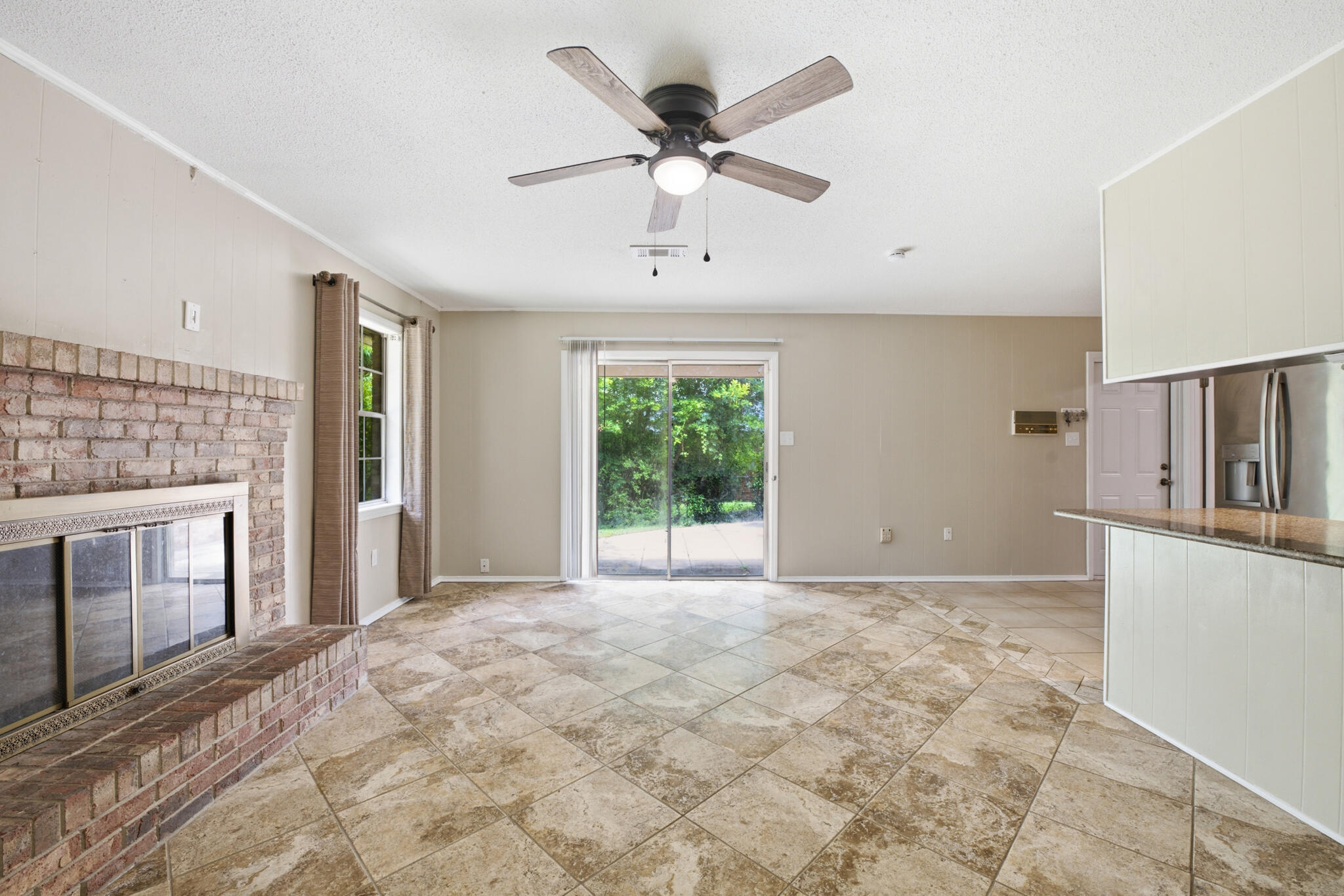 BAYOU POQUITO - Residential