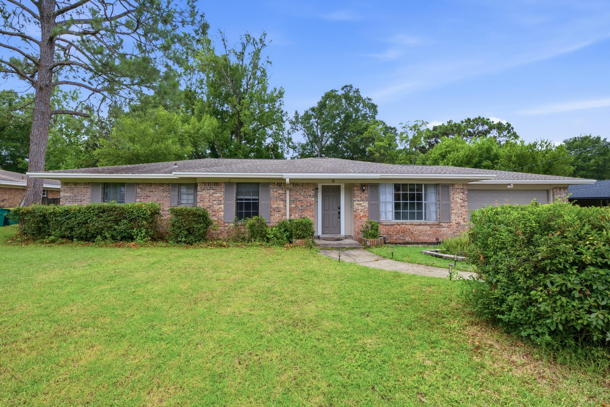 BAYOU POQUITO - Residential