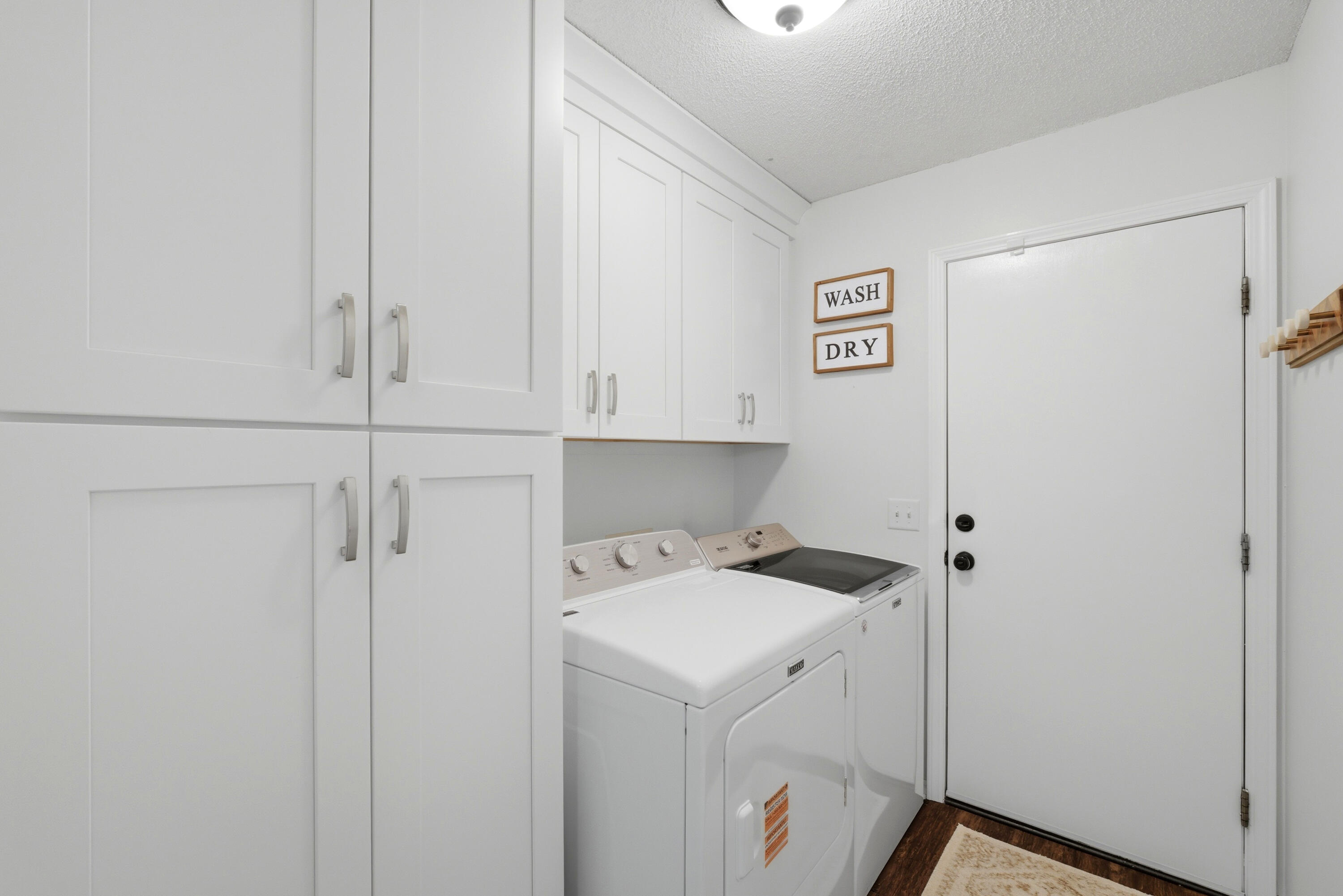 MARCUS POINTE - Residential