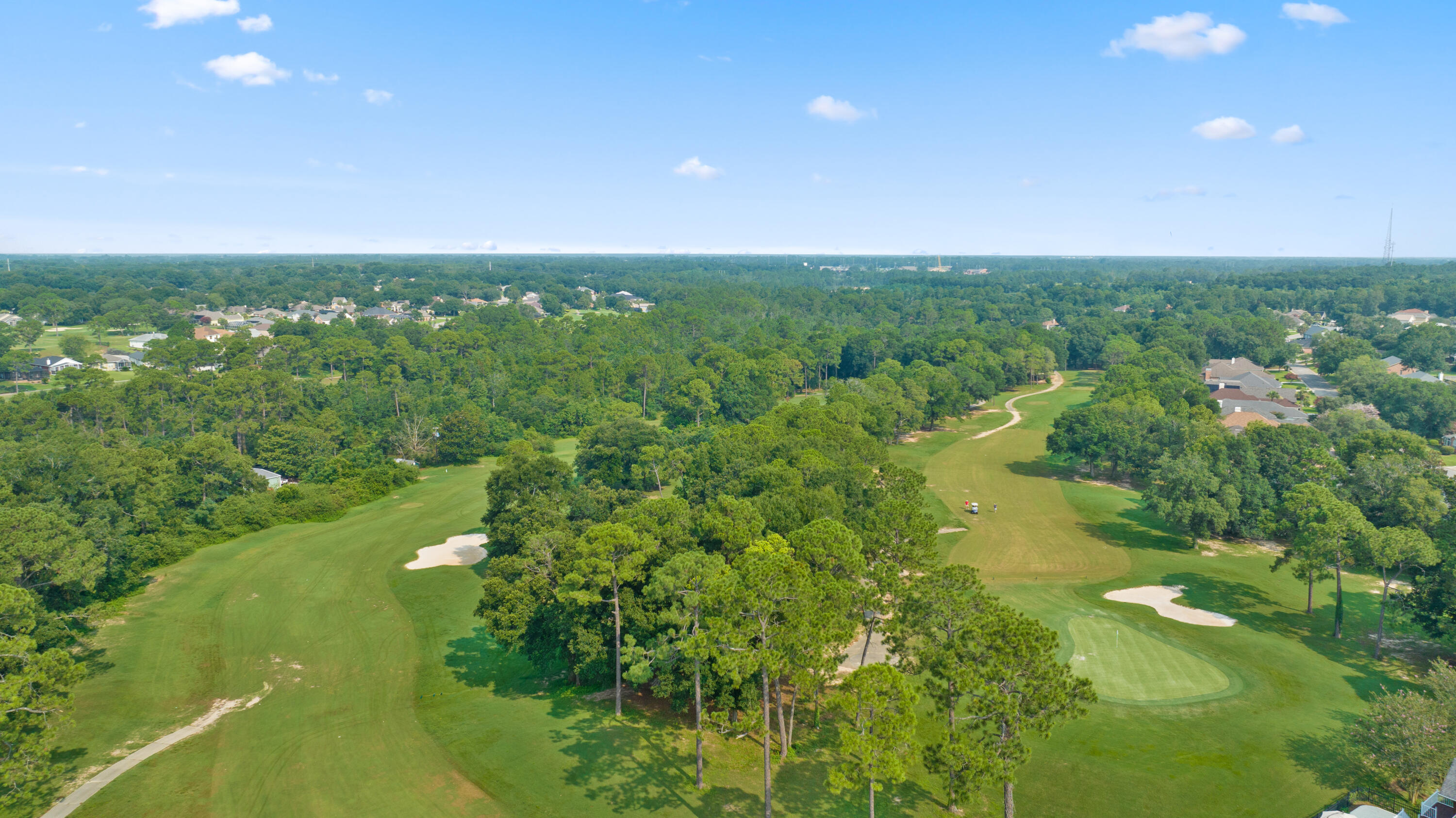 MARCUS POINTE - Residential