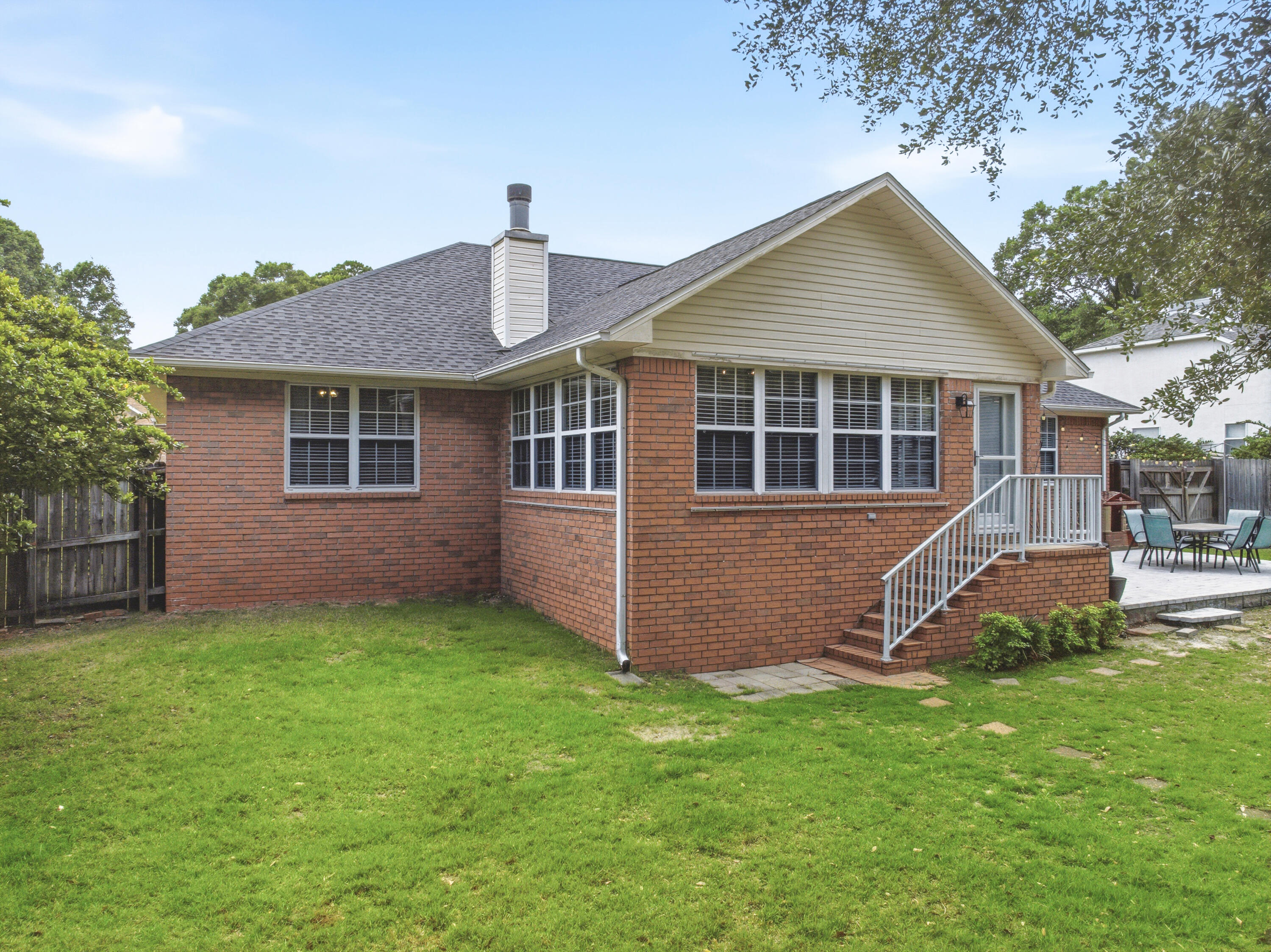 MARCUS POINTE - Residential