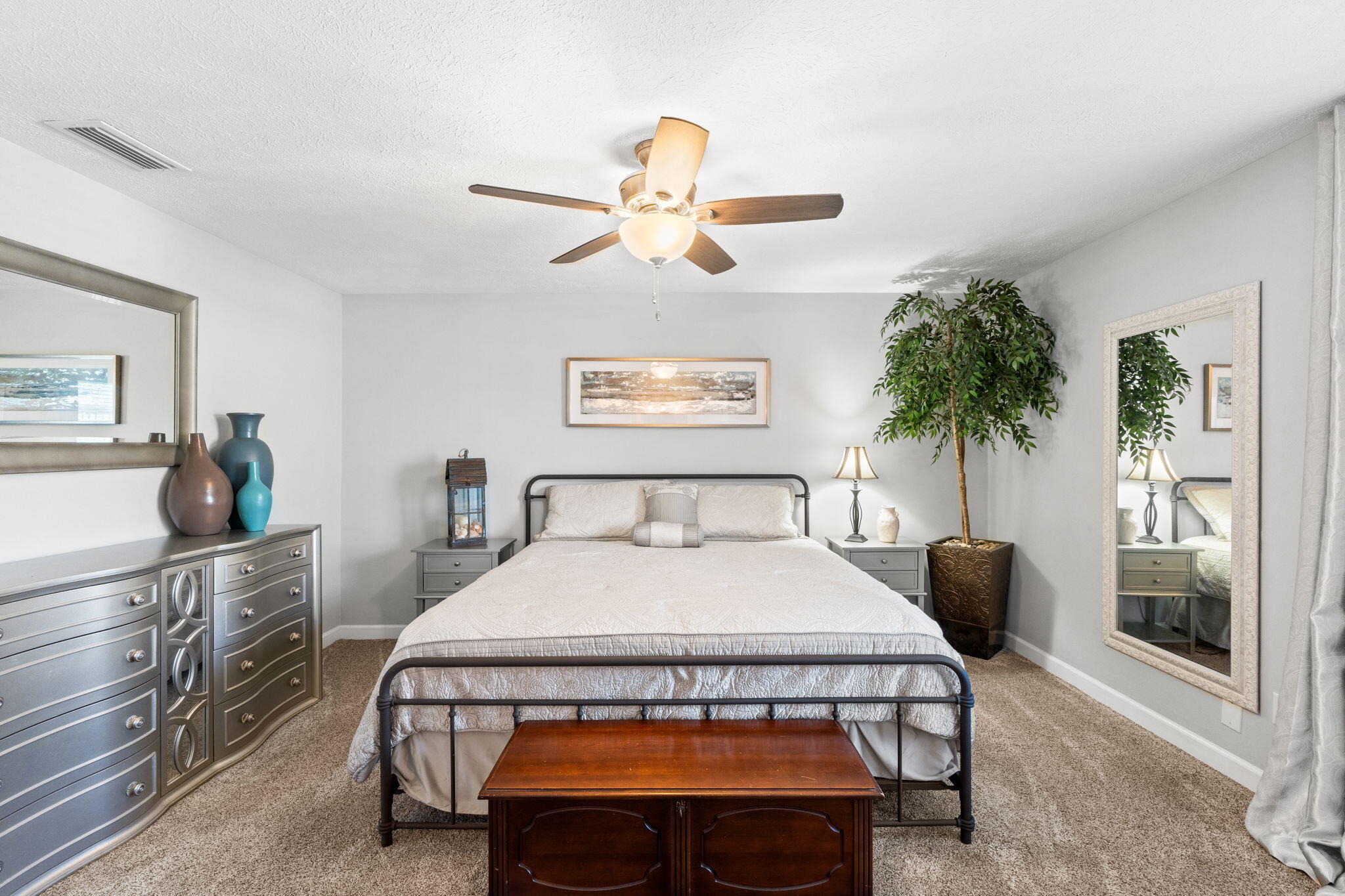 BAY FRONT - Residential