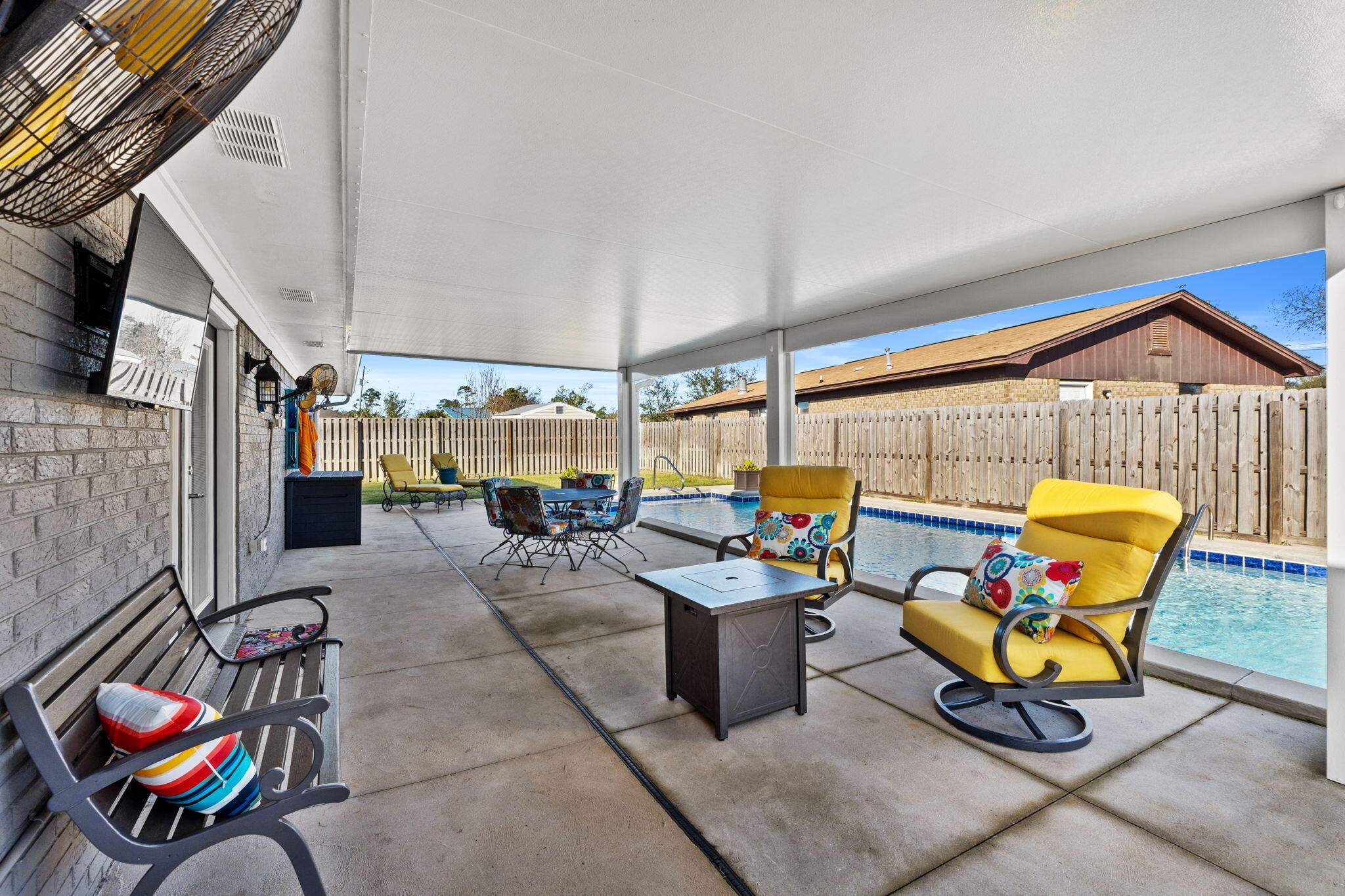 BAY FRONT - Residential