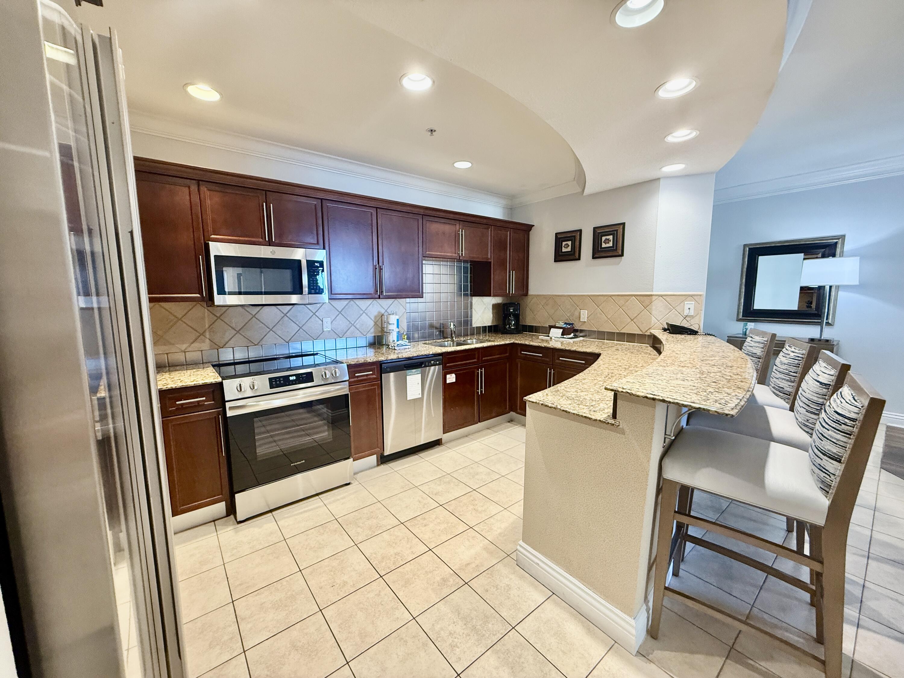 EMERALD GRANDE - Residential