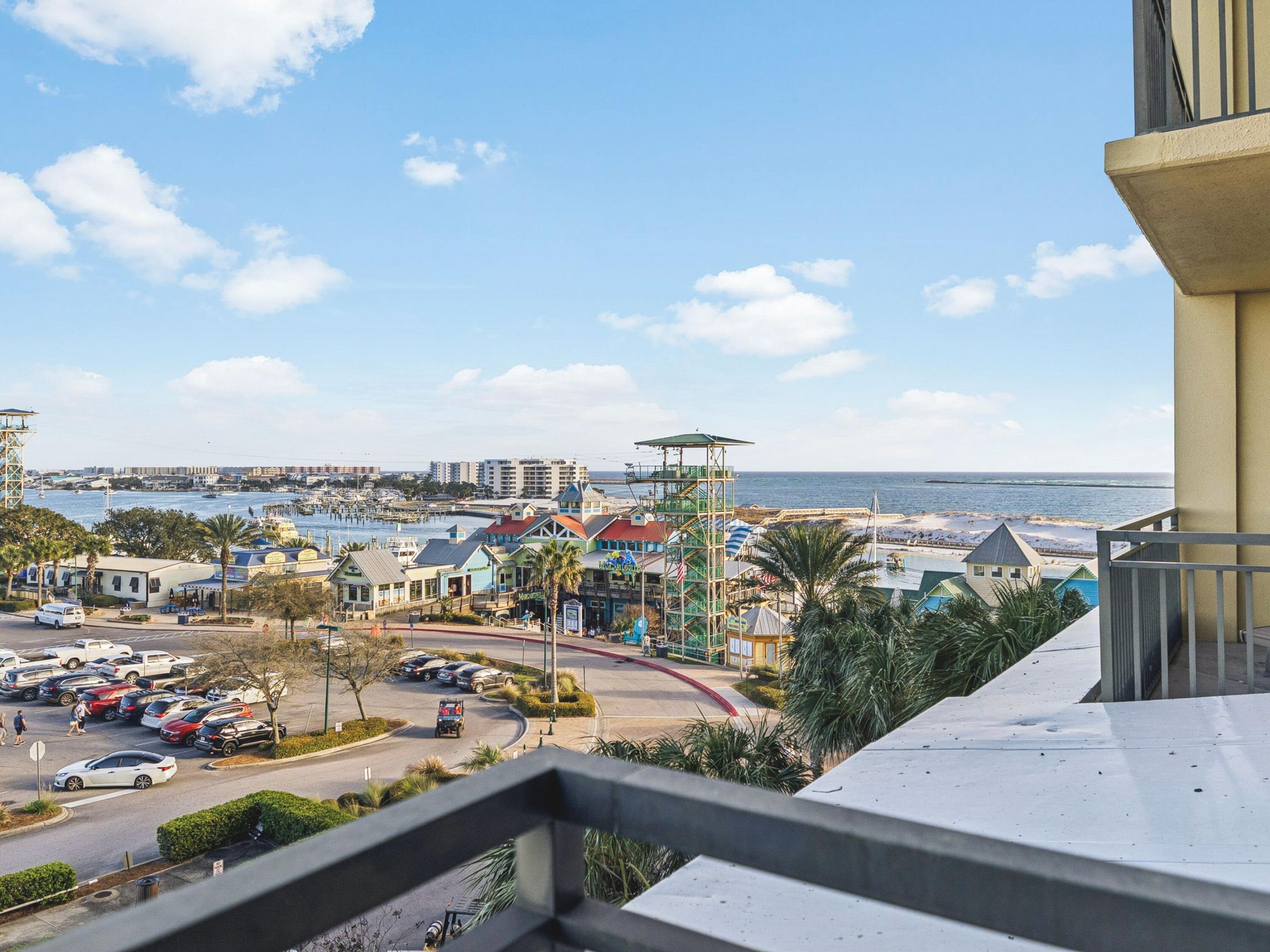 EMERALD GRANDE - Residential