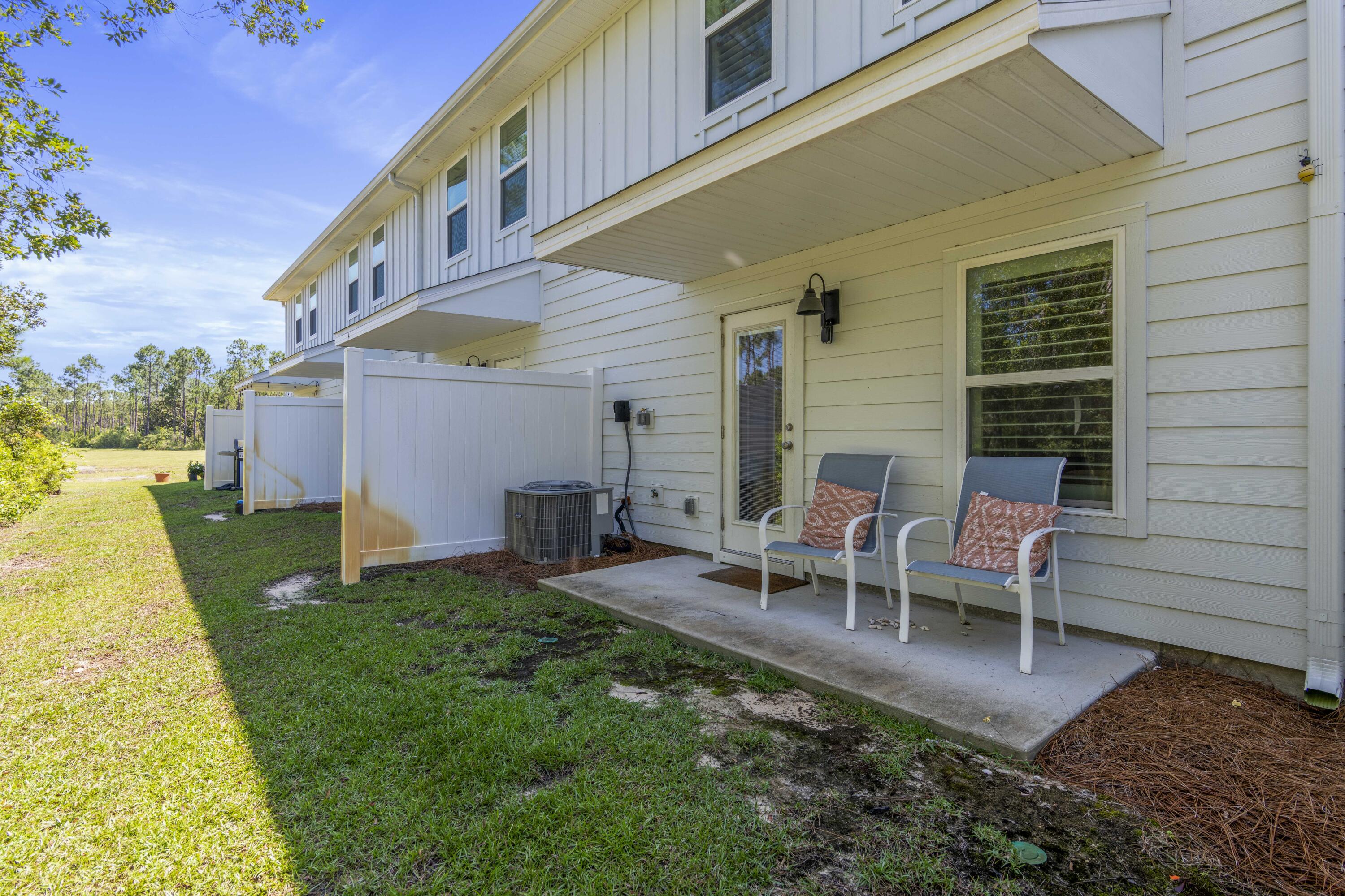 Hawk's Landing Townhomes - Residential