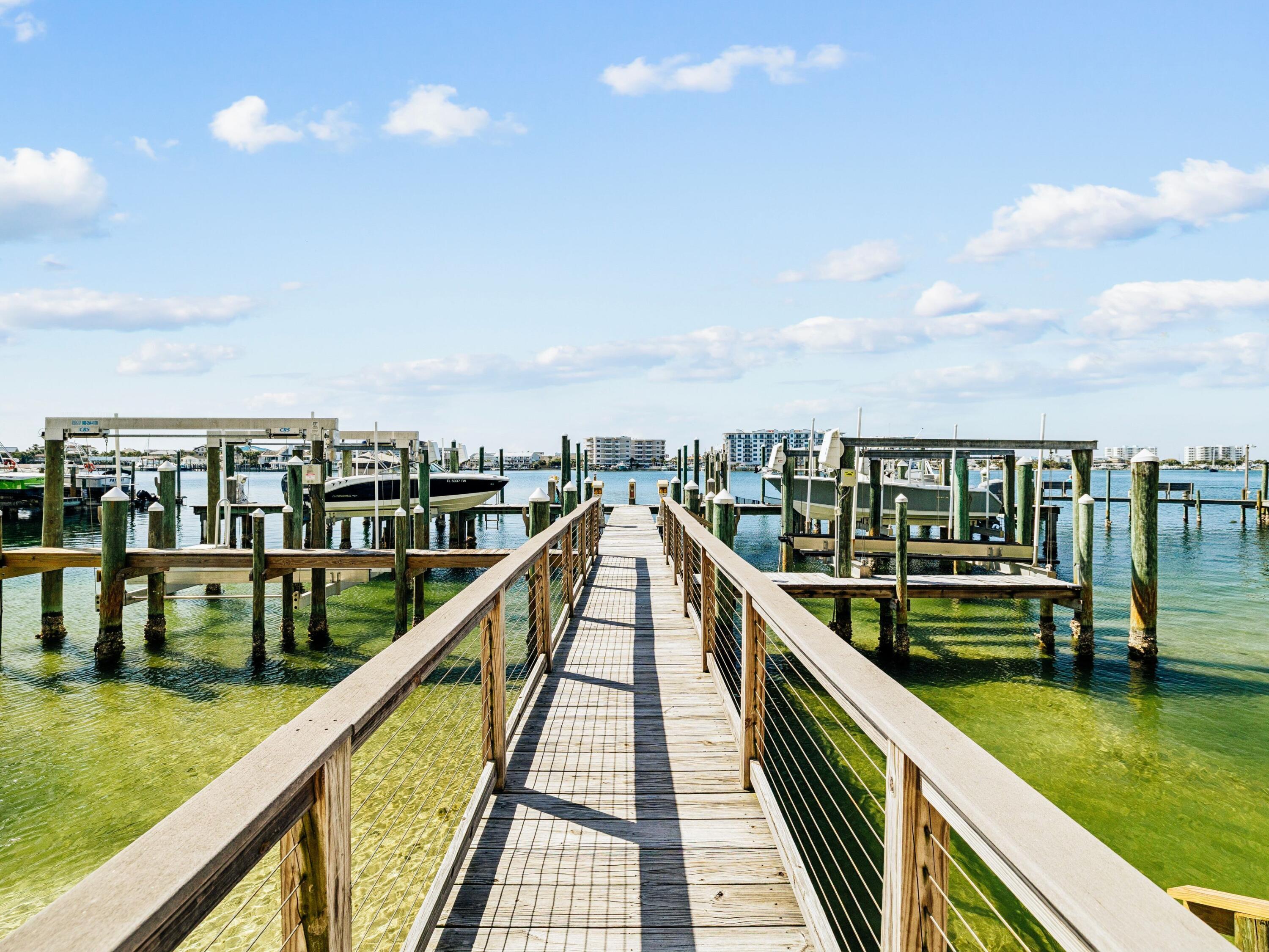 DESTIN HARBOR PLACE - Residential