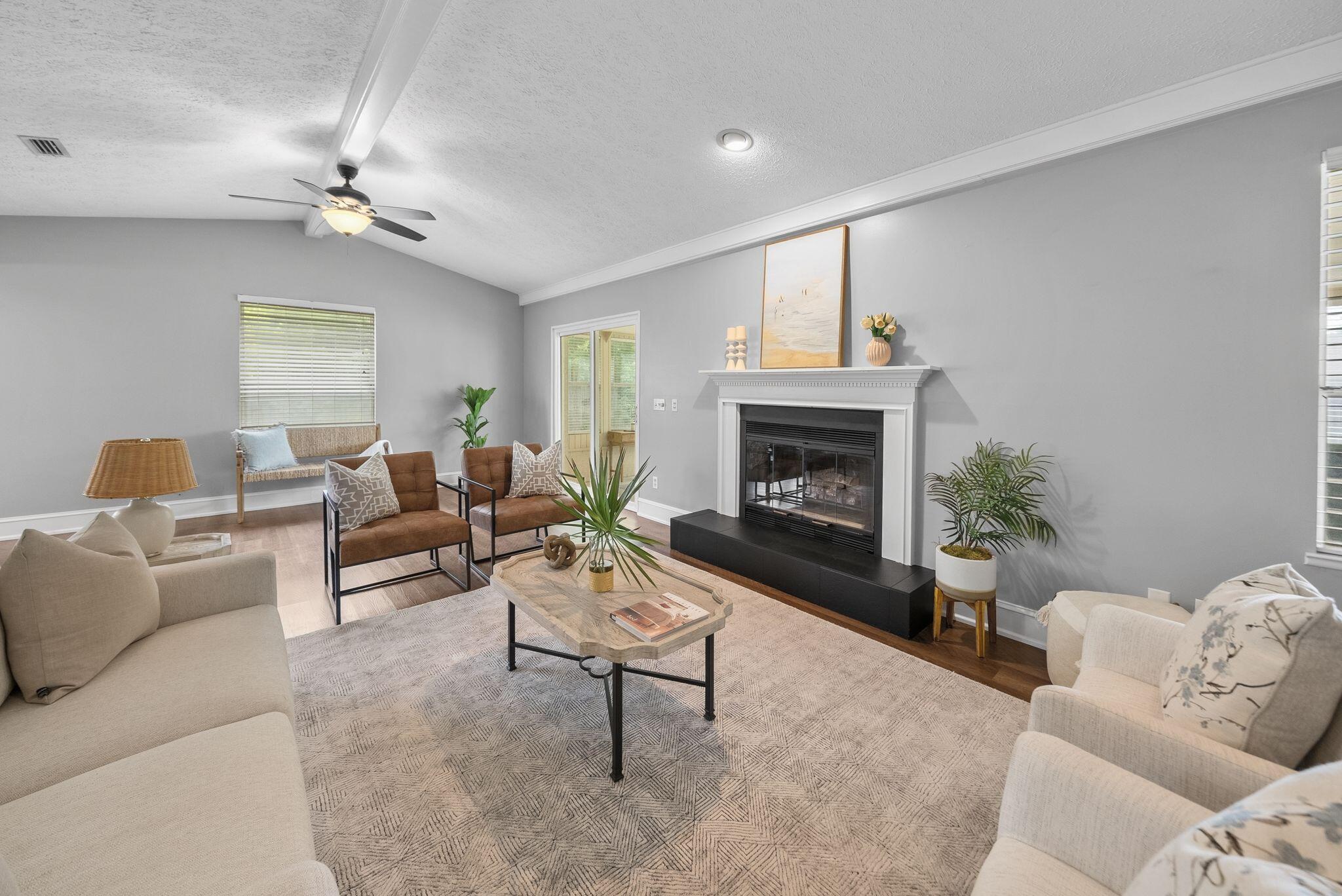 NO RECORDED SUBDIVISION - Residential
