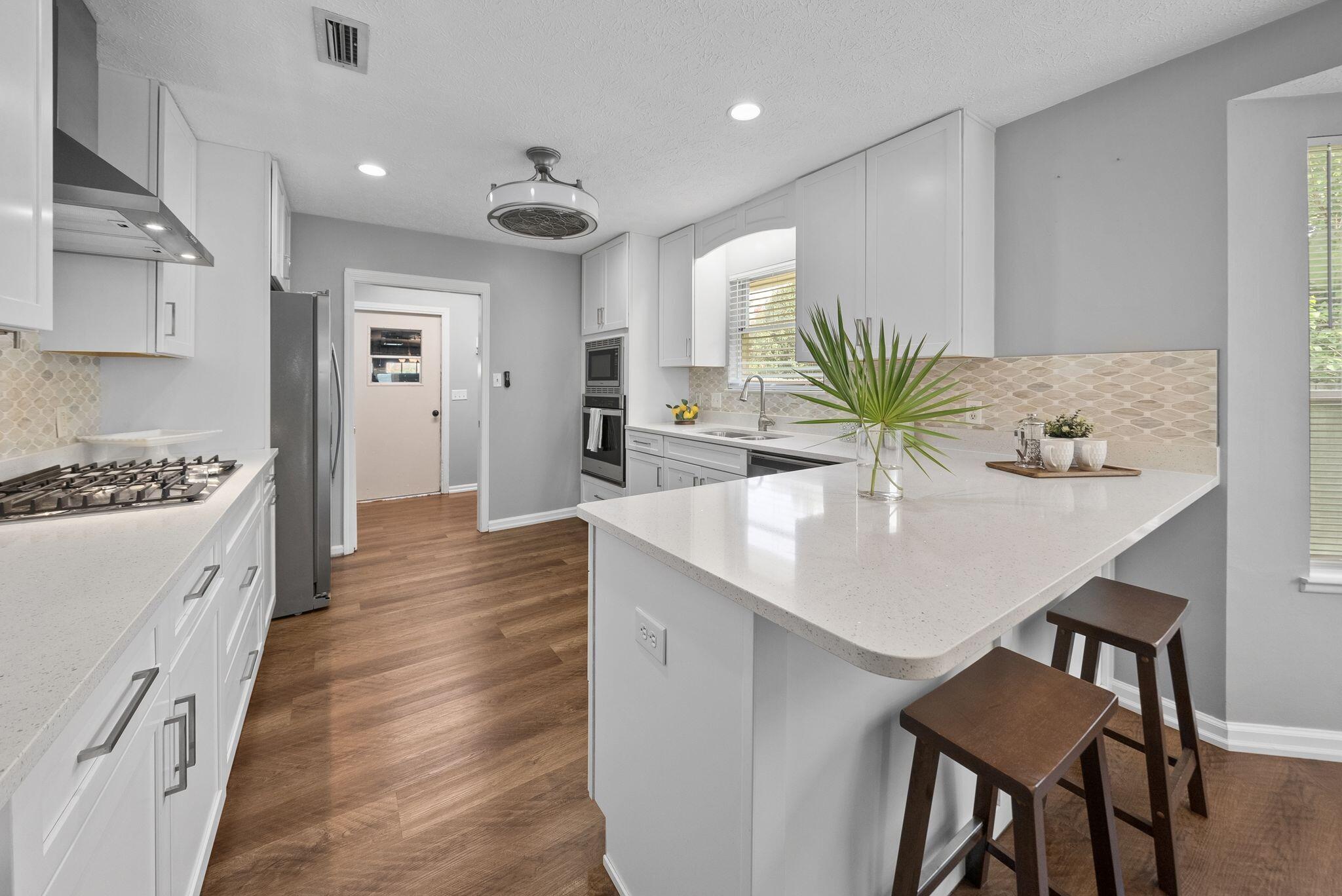 NO RECORDED SUBDIVISION - Residential
