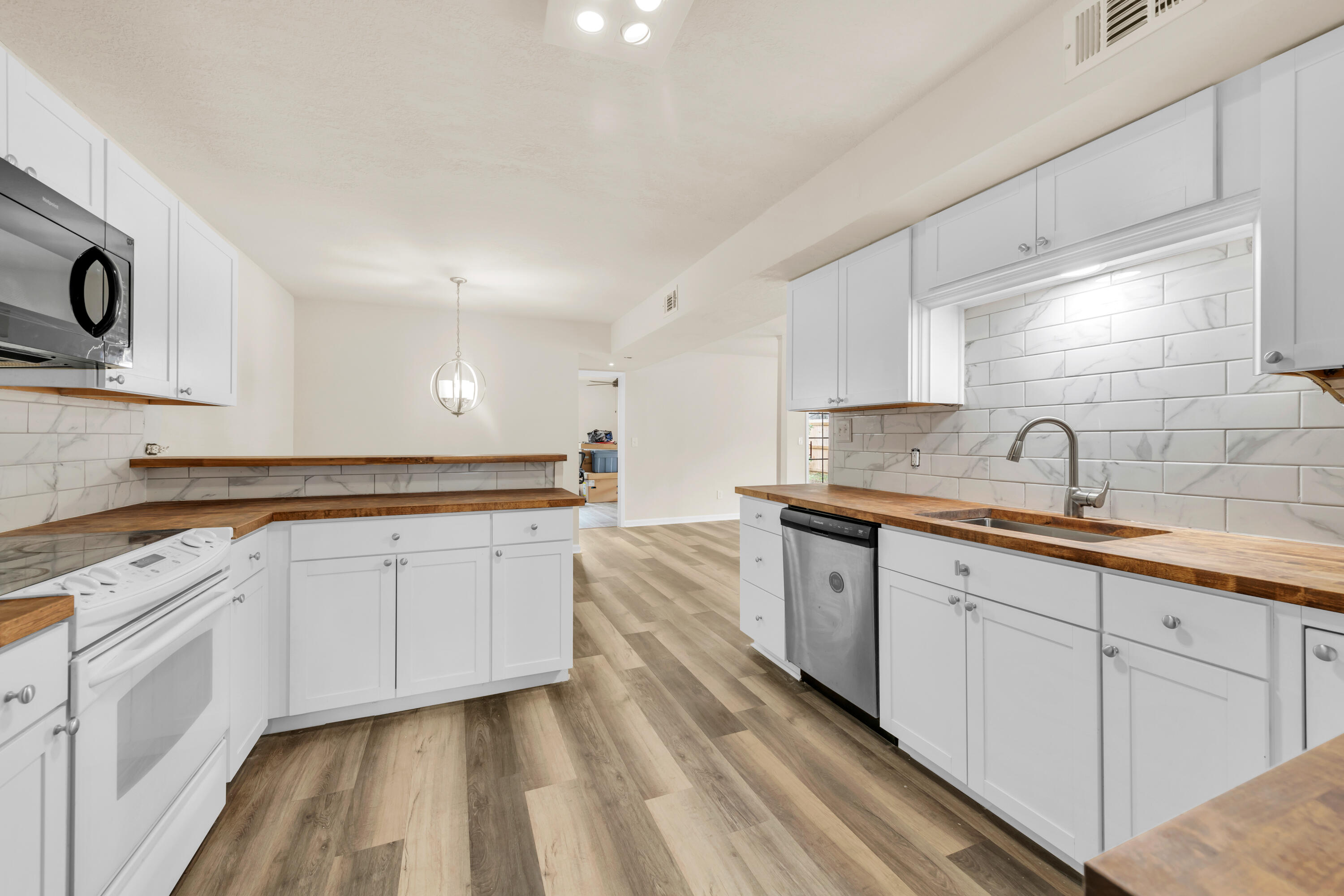 PORT DIXIE PATIO HOMES - Residential