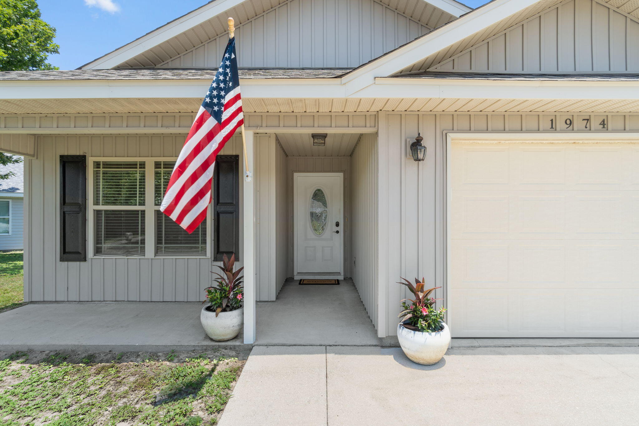 SHADOW LAKES - Residential